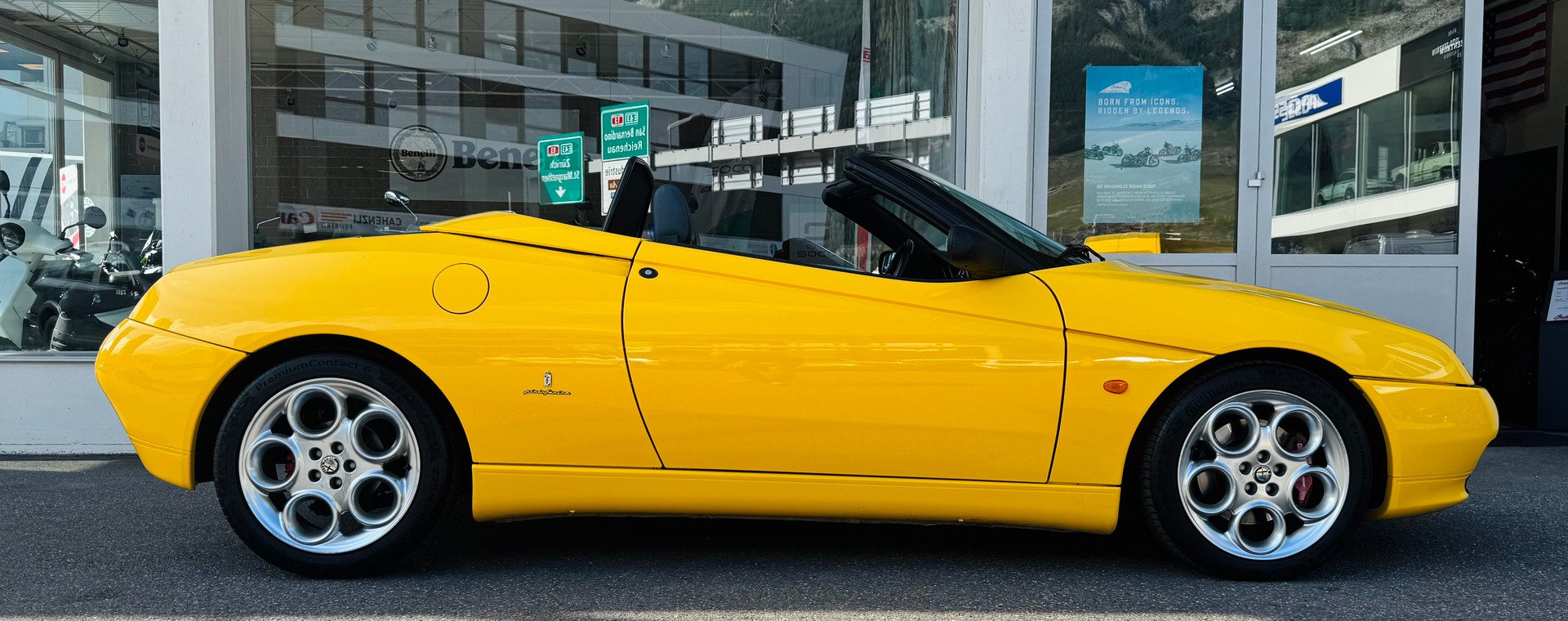 ALFA ROMEO Spider 3.0 V6 24V Serie Limitata-showroom-element-1