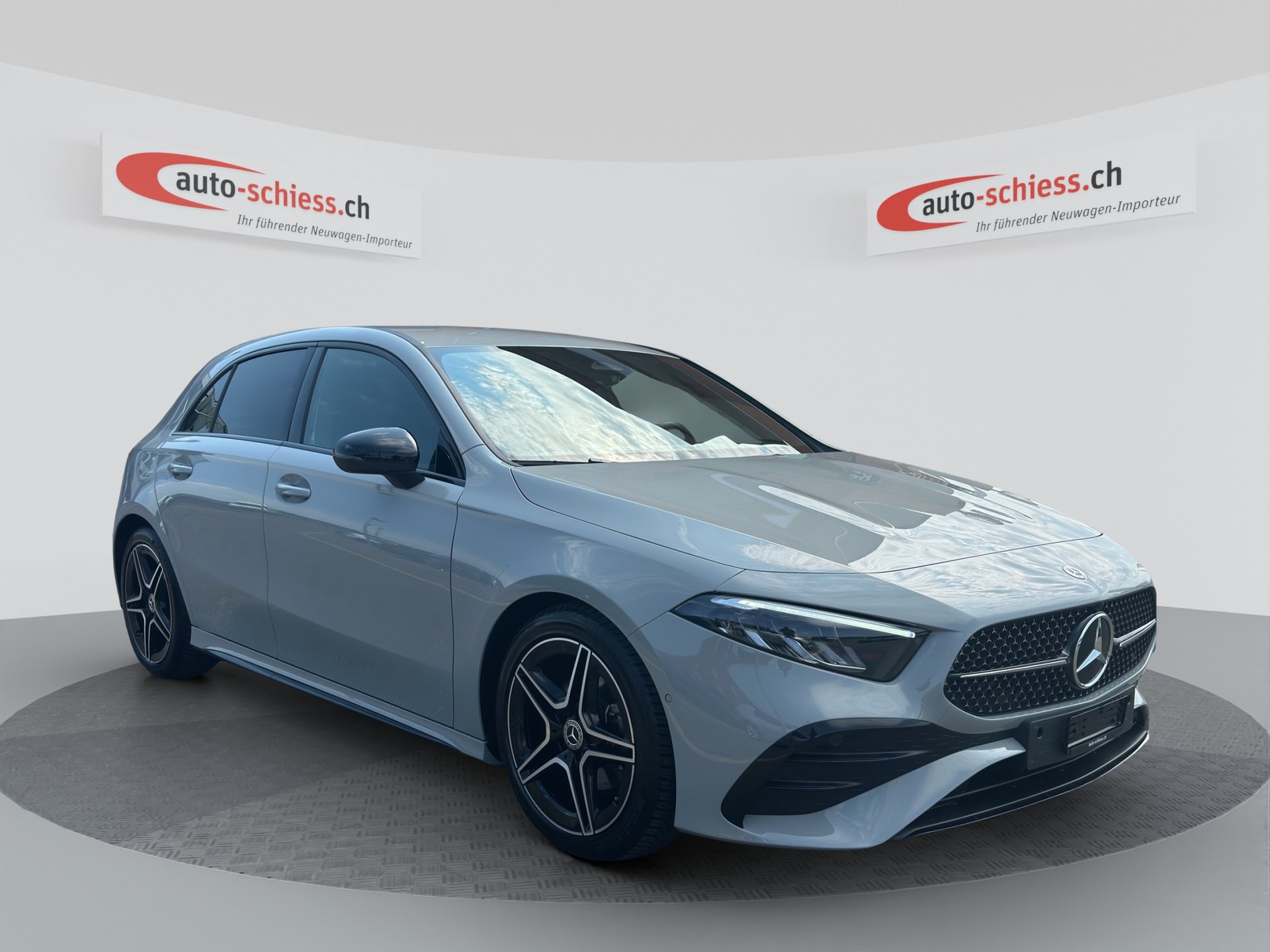 MERCEDES-BENZ A 200 7G-DCT AMG Line Night