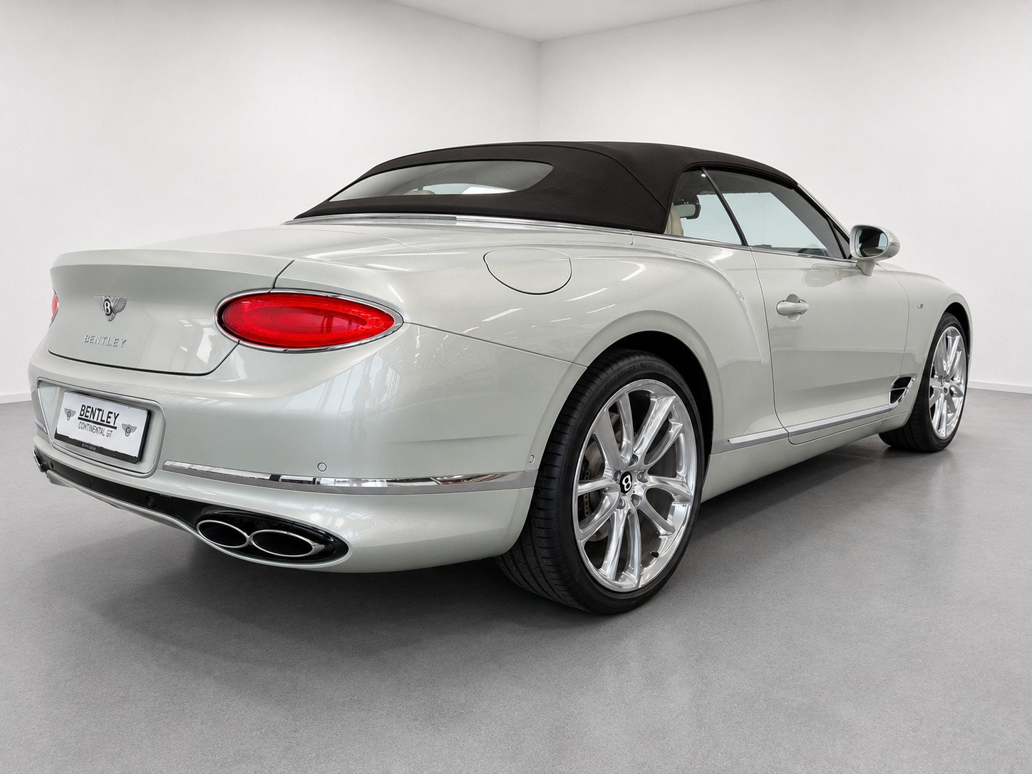 BENTLEY Bentley Continental GTC 4.0 V8 Mulliner-showroom-element-3