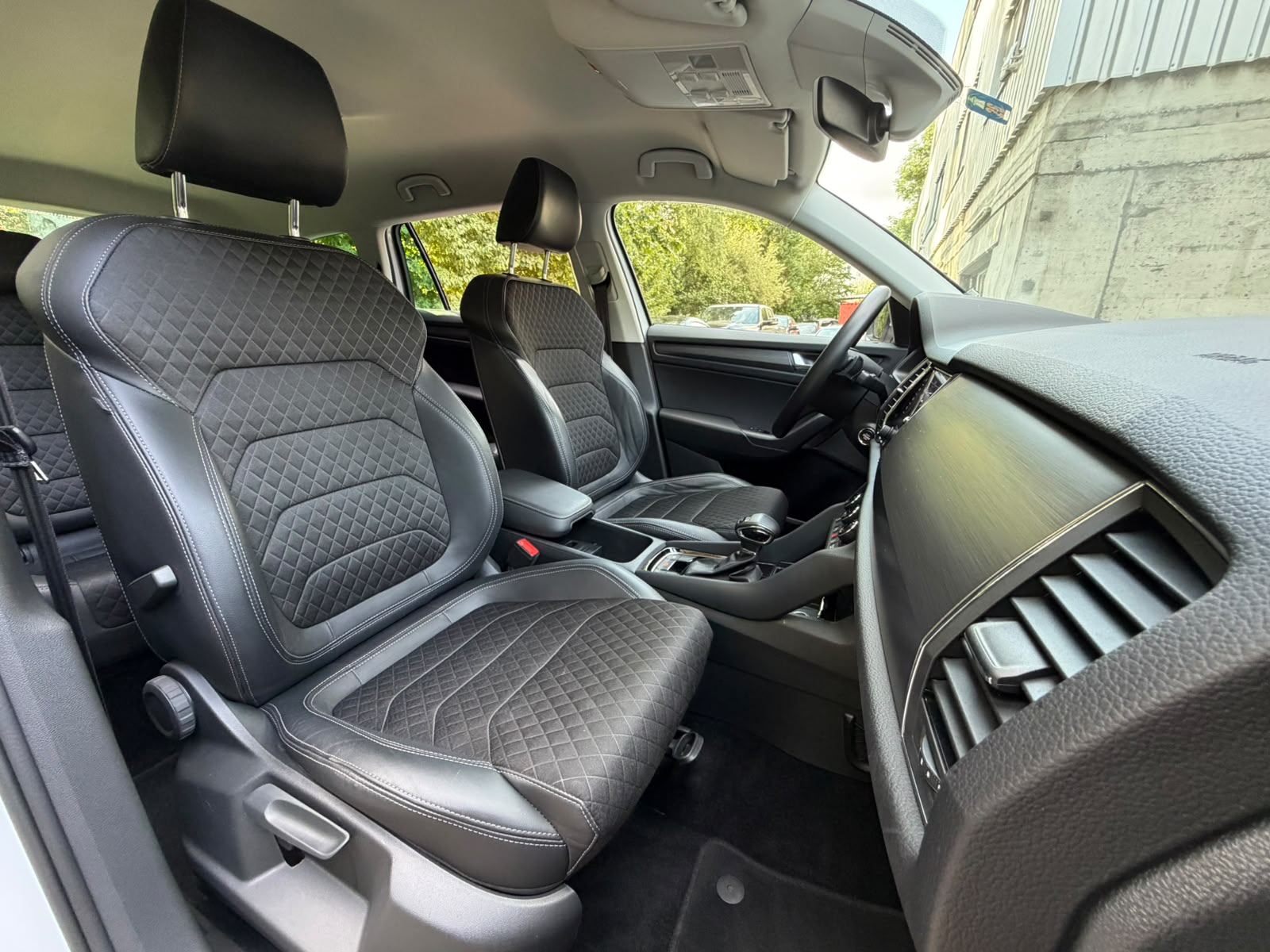 SKODA Kodiaq 2.0 TDI CR Ambition 4x4 DSG-image-15