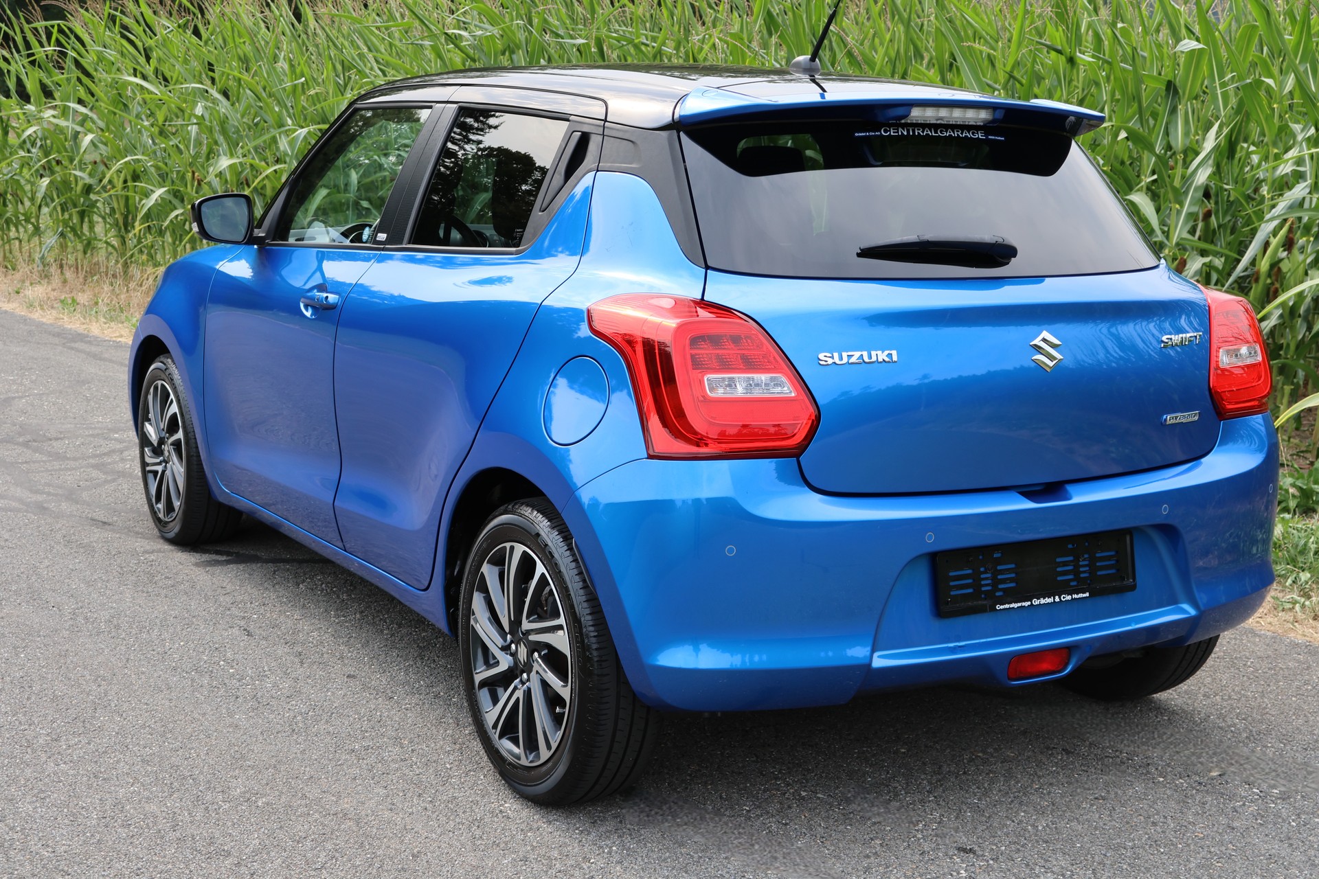 SUZUKI Swift 1.2 Generation Top Hybrid-showroom-element-2