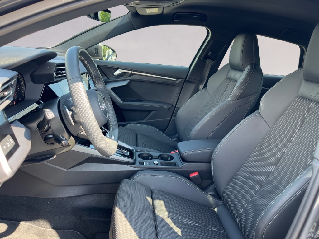 AUDI A3 Sportback TFSI 110 kW advanced Attraction S-tronic-image-9