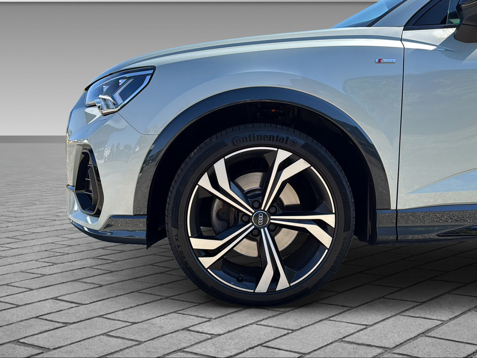 AUDI Q3 Sportback 2.0 45 TFSI S line quattro S-Tronic-showroom-element-3