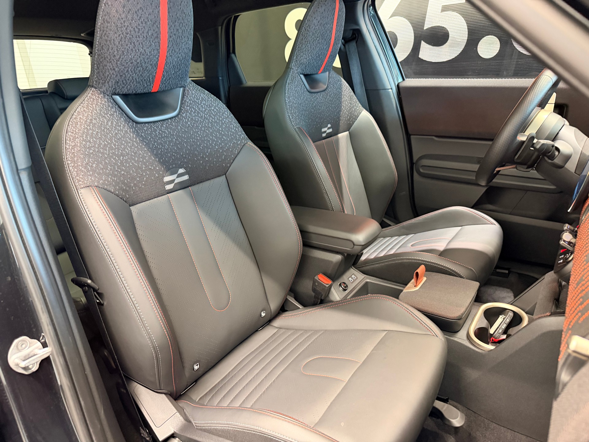 MINI Countryman John Cooper Works ALL4 Steptronic-image-21
