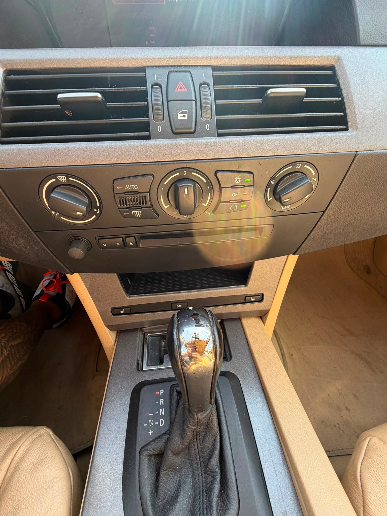 BMW 525xi-image-9