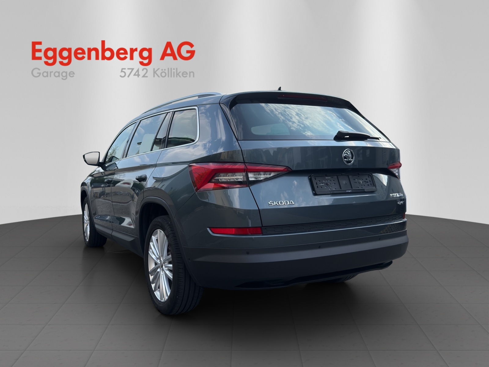 SKODA Kodiaq 2.0 TDI CR Style 4x4 DSG, 7-Sitzer, 8-fach bereift-showroom-element-2