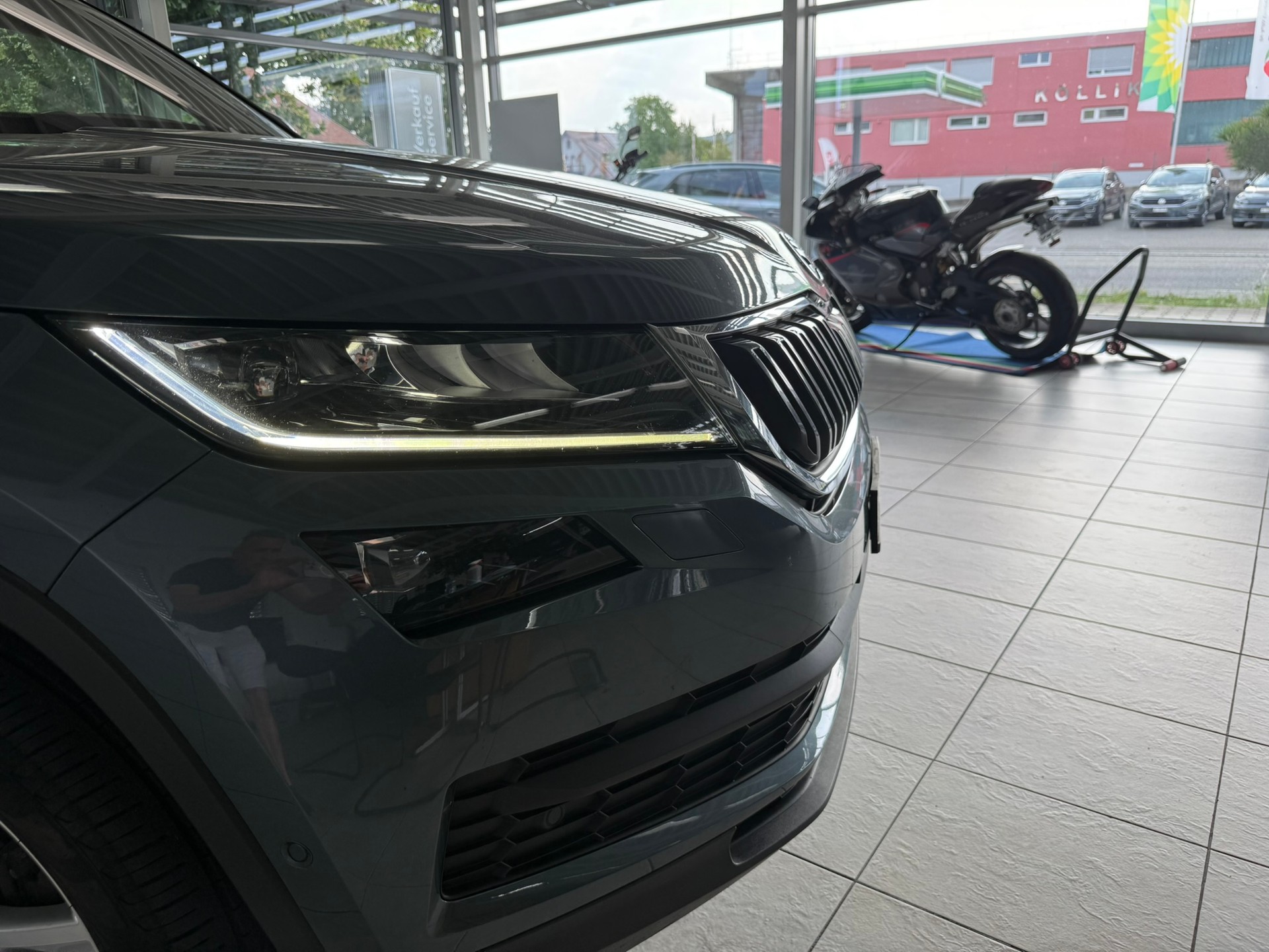 SKODA Kodiaq 2.0 TDI CR Style 4x4 DSG, 7-Sitzer, 8-fach bereift-image-30