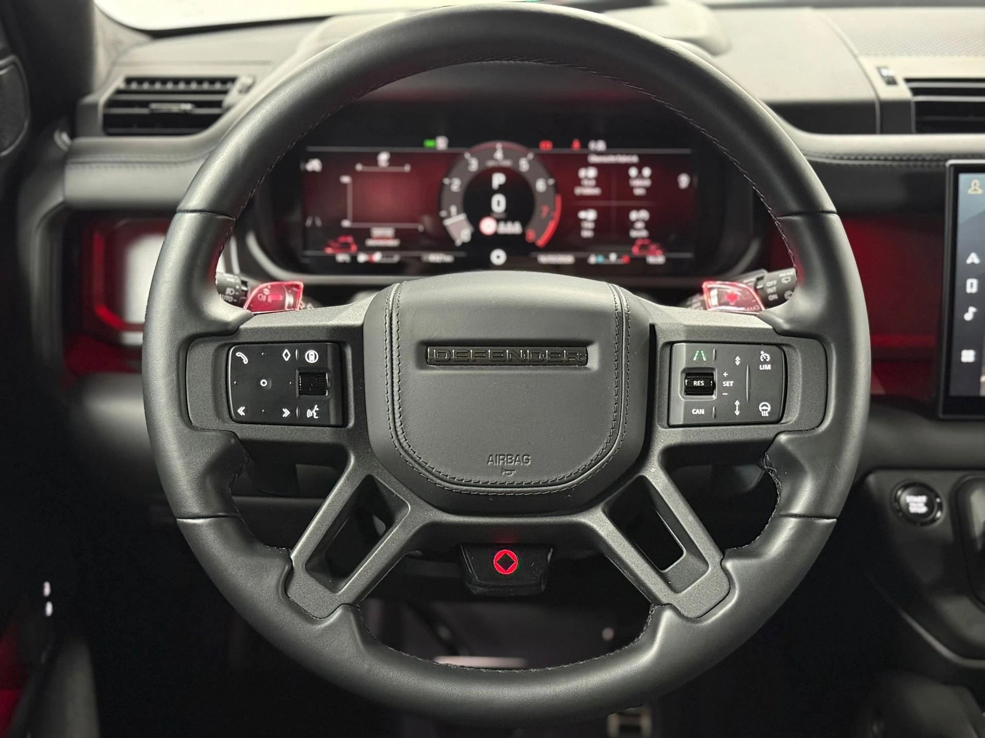 LAND ROVER Defender 110 635 V8 4.4 Octa AT8-image-15