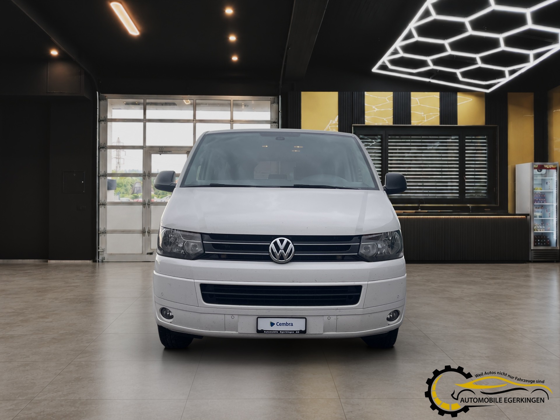 VW T5 Multivan 2.0 TDI CR Startline JOY-showroom-element-1