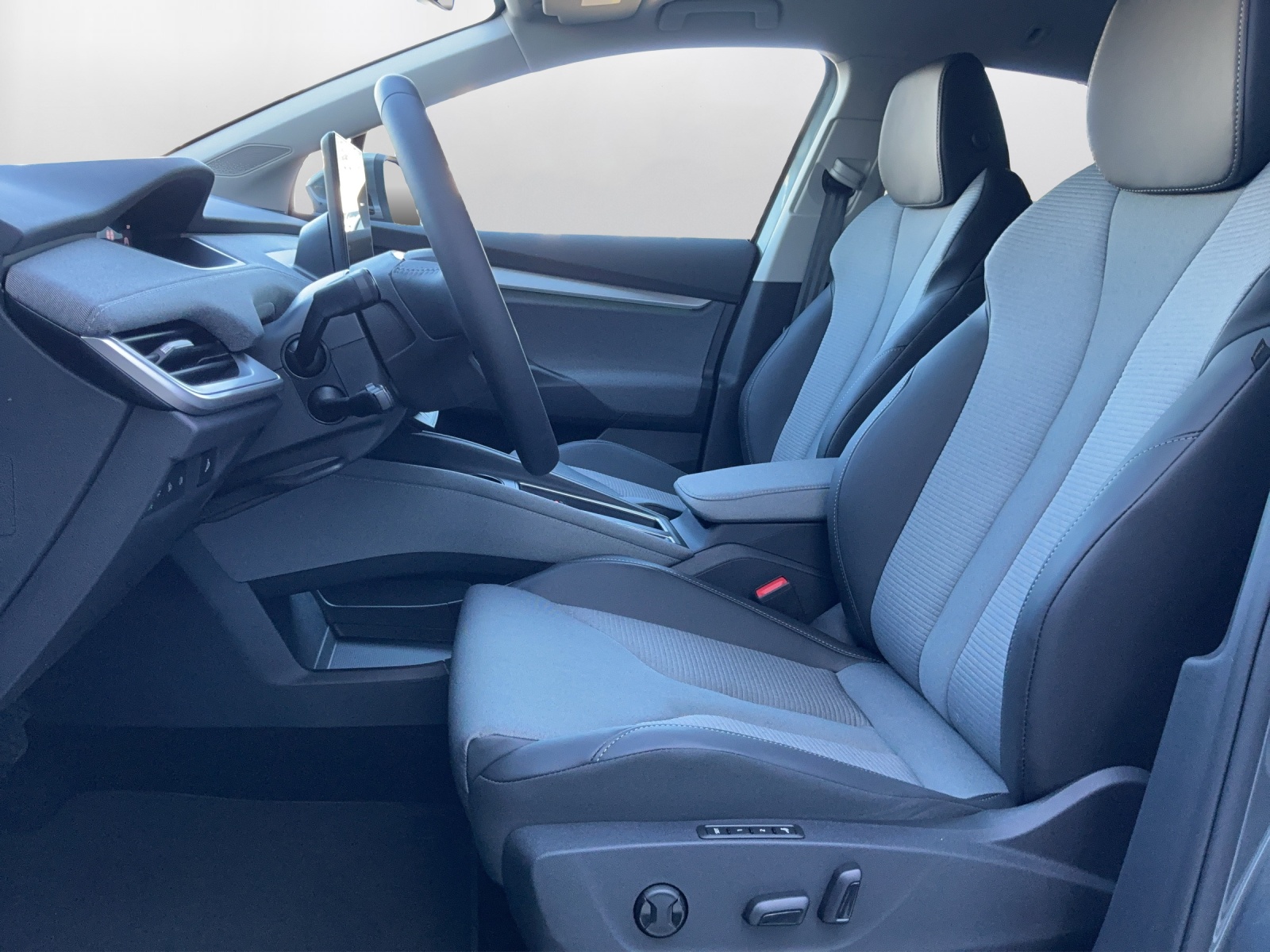 SKODA Enyaq 85 Dynamic-image-9