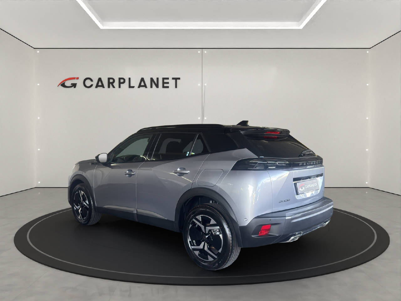 PEUGEOT 2008 1.2 Hybrid 145 PS GT-showroom-element-2
