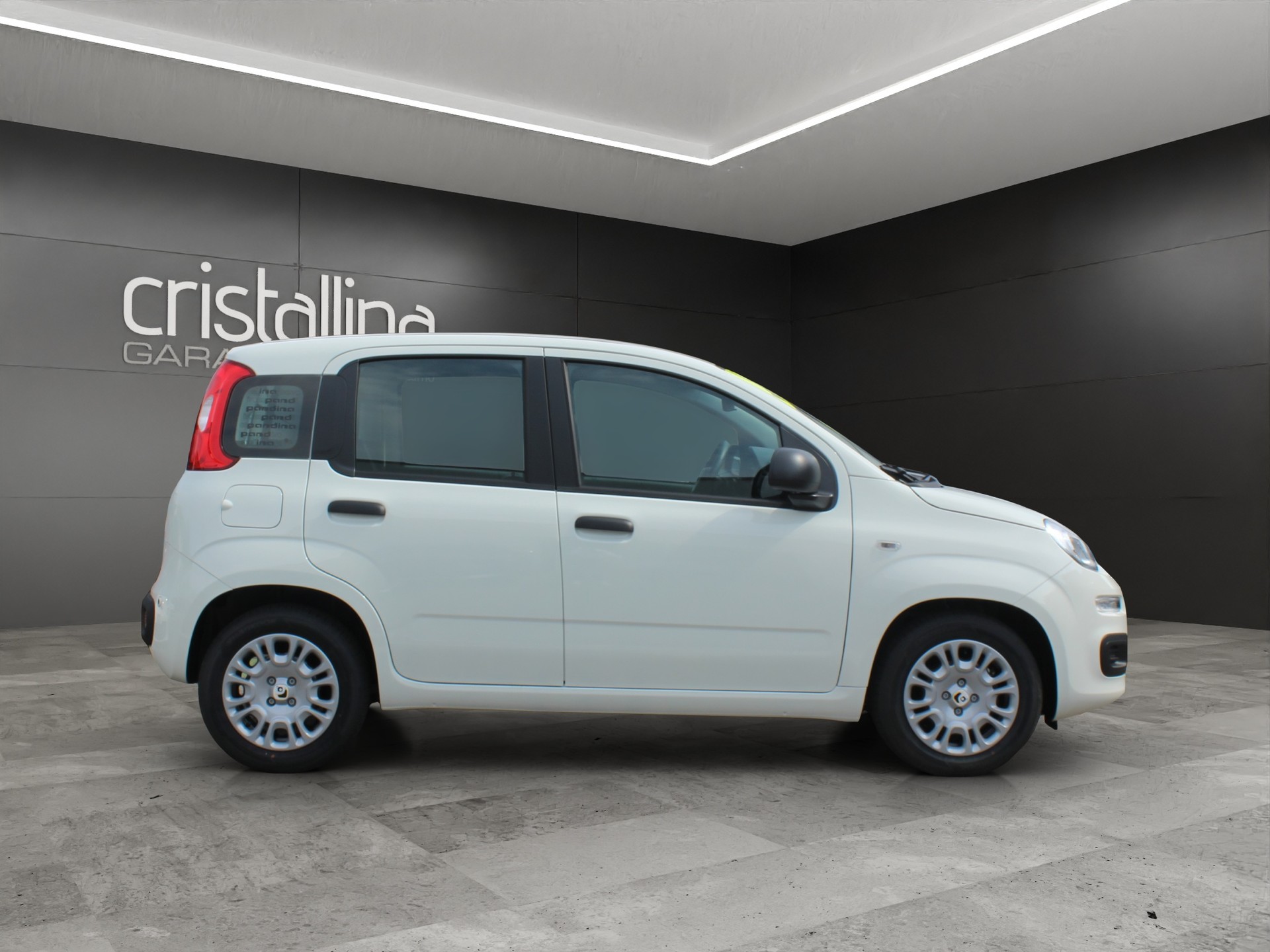 FIAT Pandina 1.0 Hybrid Pop-image-4