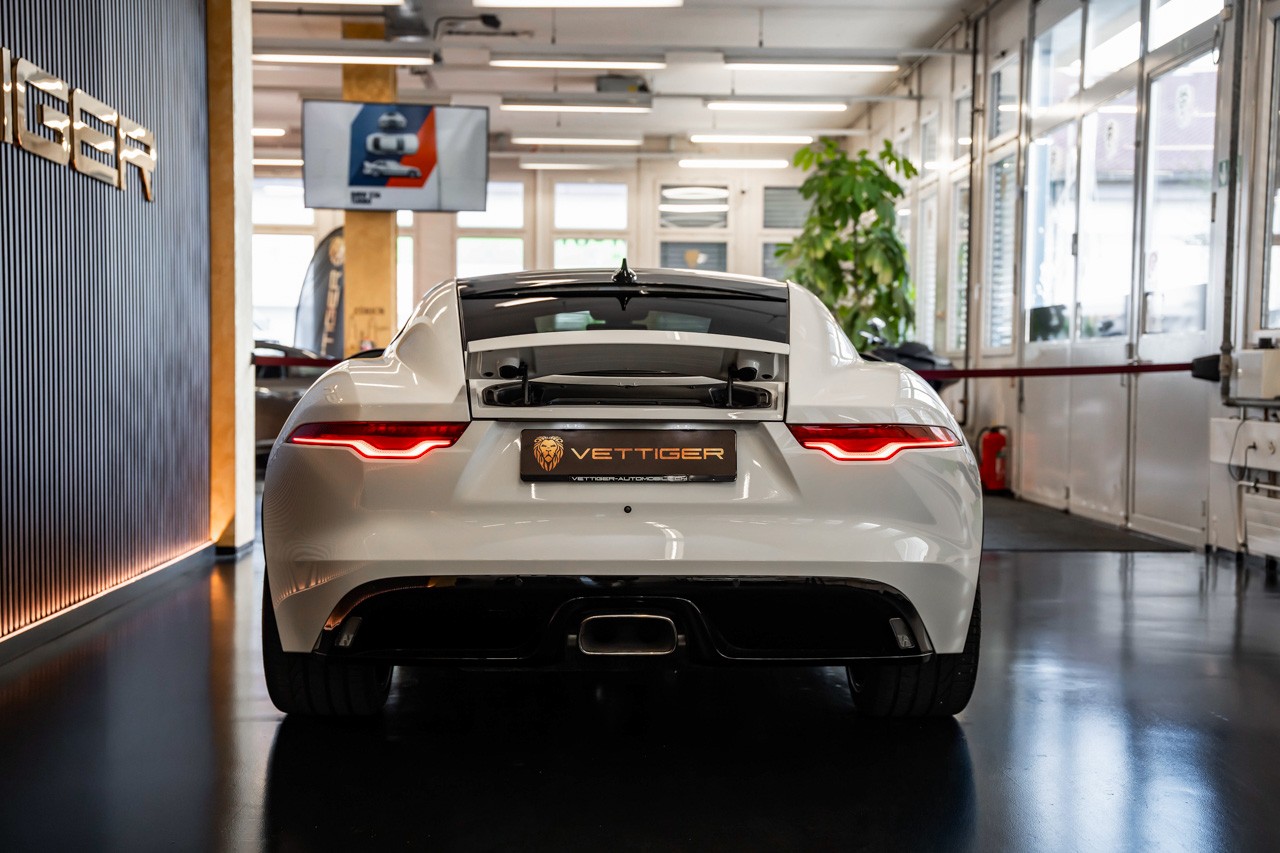 JAGUAR F-Type Coupé 2.0 I4 R-Dynamic Automatik-image-4