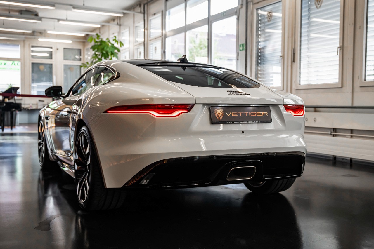 JAGUAR F-Type Coupé 2.0 I4 R-Dynamic Automatik-showroom-element-3