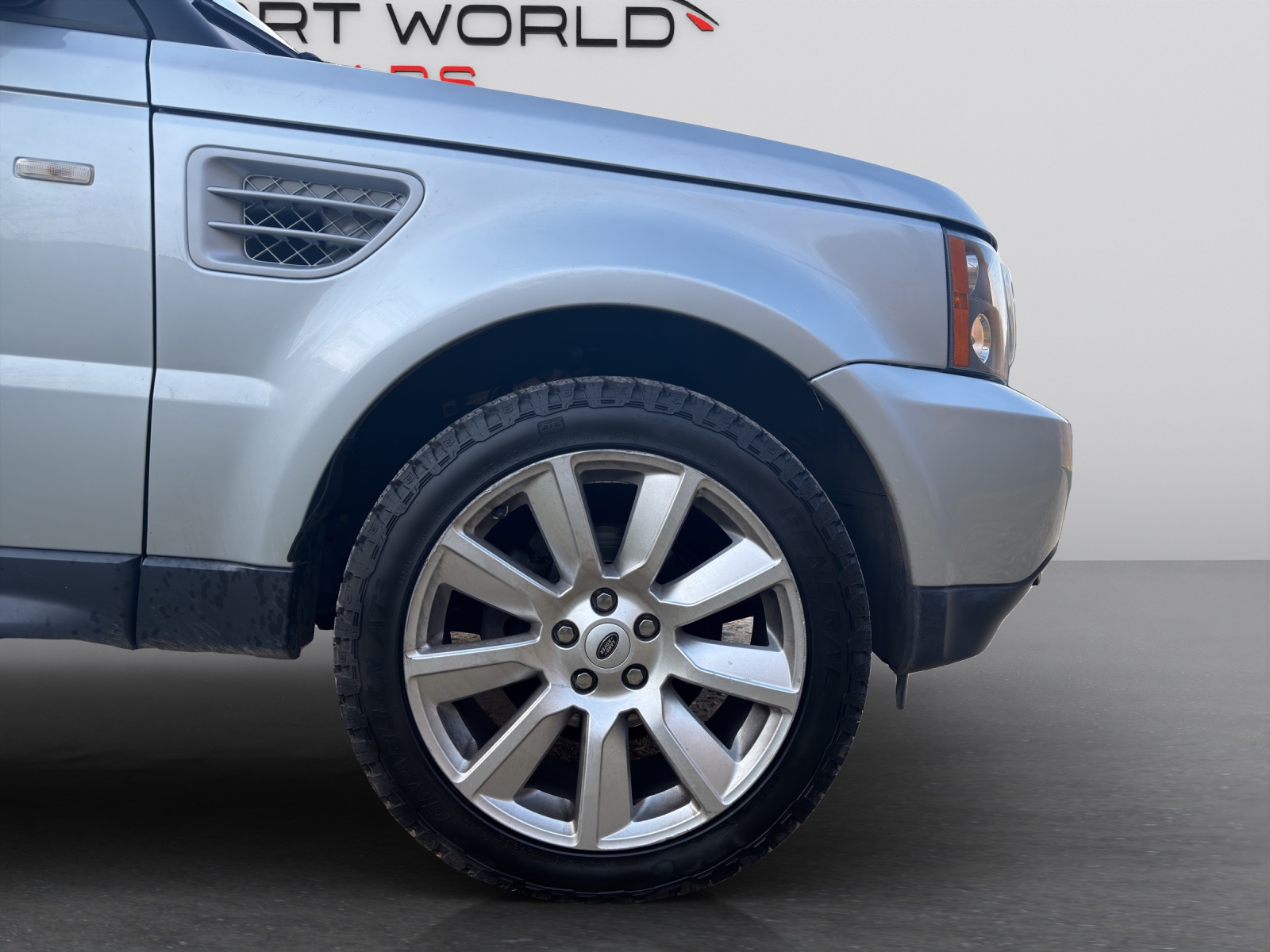 LAND ROVER Range Rover Sport 2.7 Td6 HSE Automatic-image-29