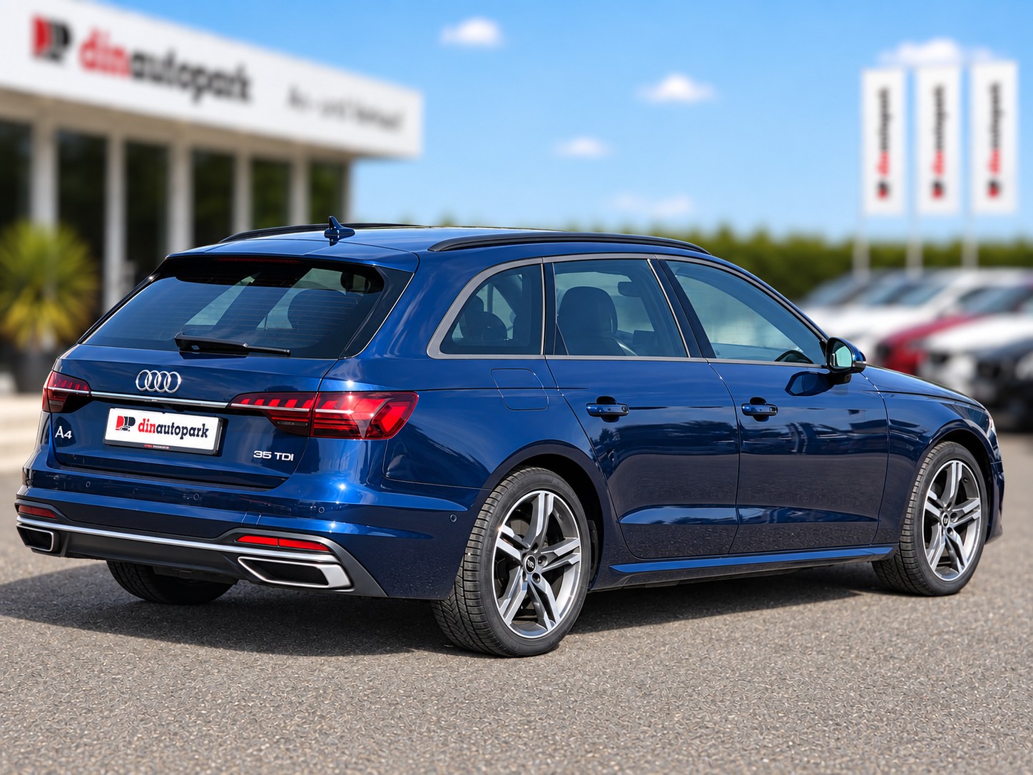 AUDI A4 Avant 35 TDI S line S-tronic * CH-Fahrzeug * Frisch ab MFK *-showroom-element-2