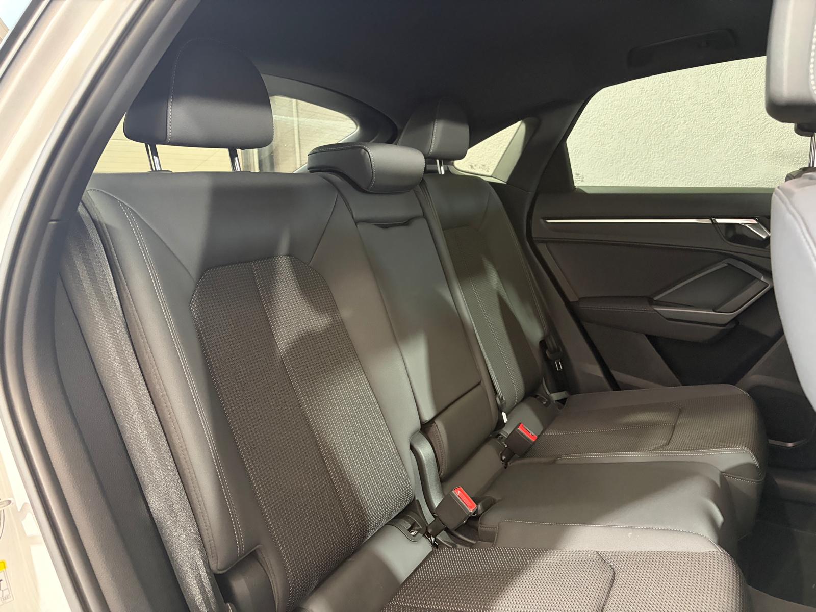AUDI Q3 Sportback 35 TFSI S line S-tronic - Toit ouvrant-image-12