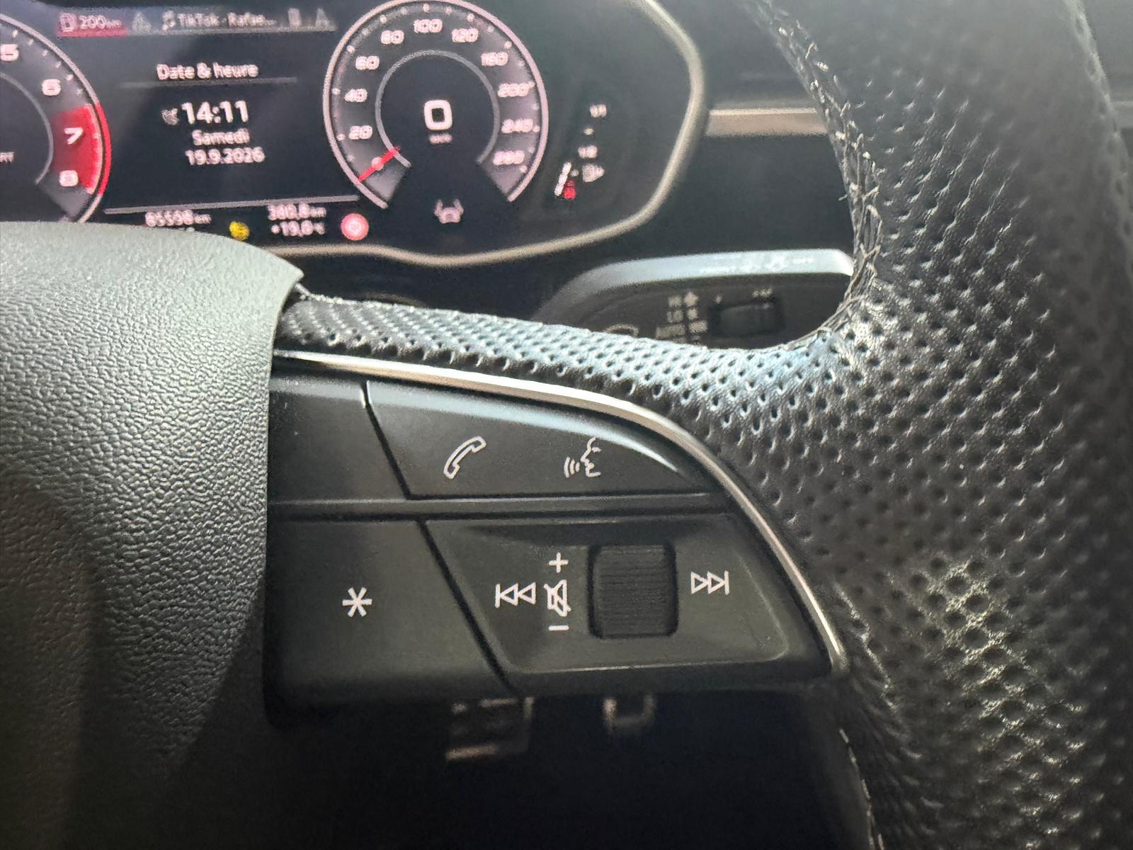 AUDI Q3 Sportback 35 TFSI S line S-tronic - Toit ouvrant-image-19