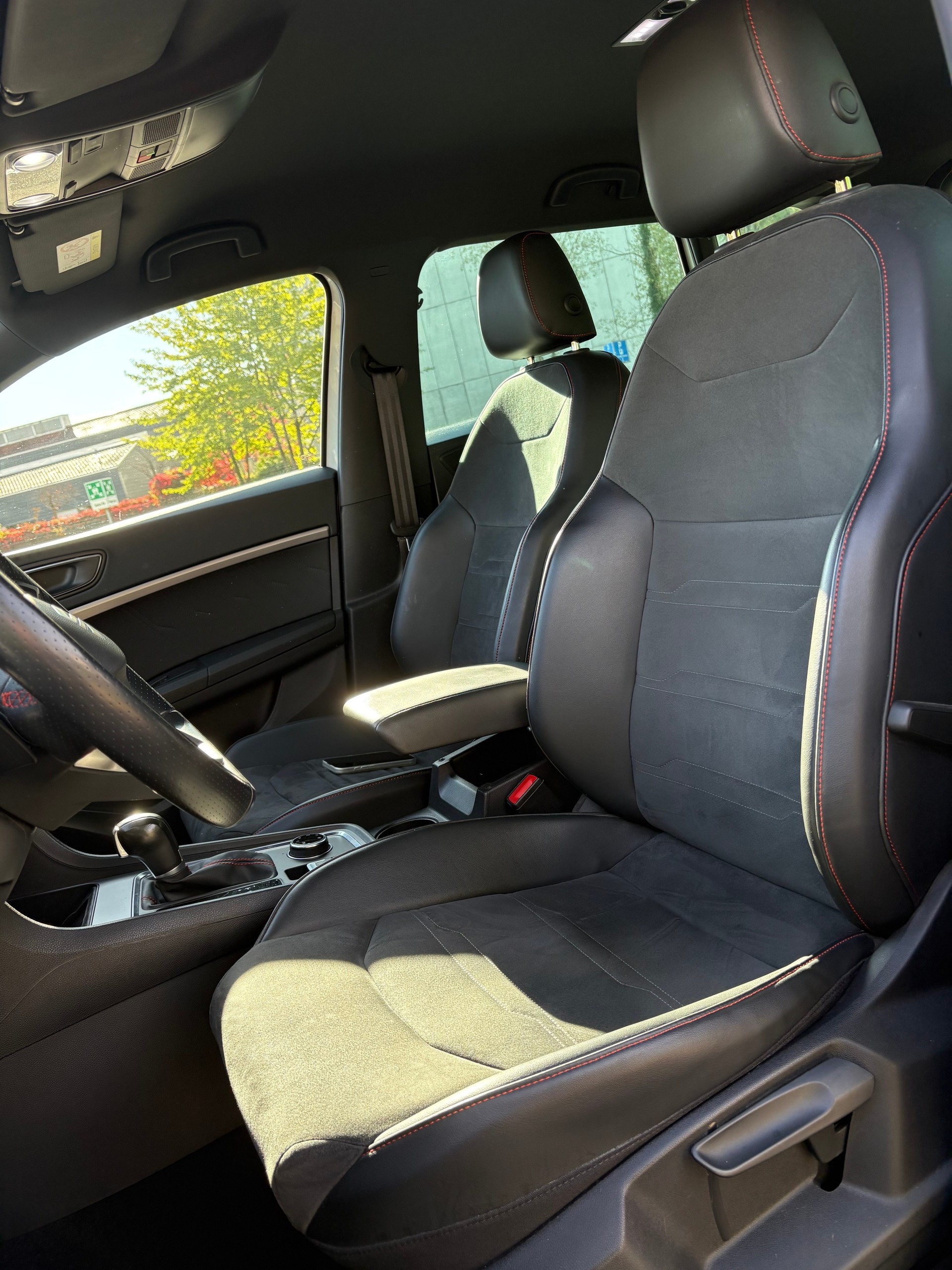 SEAT 2.0 TDI Hola FR 4Drive DSG-image-3