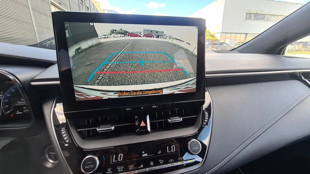 TOYOTA Corolla Touring Sports 1.8 HSD Comfort e-CVT ** 140 PS ** 15Jahre oder 250000 KM Garantie ** Gr-Navi mit Touchscreen **-image-8
