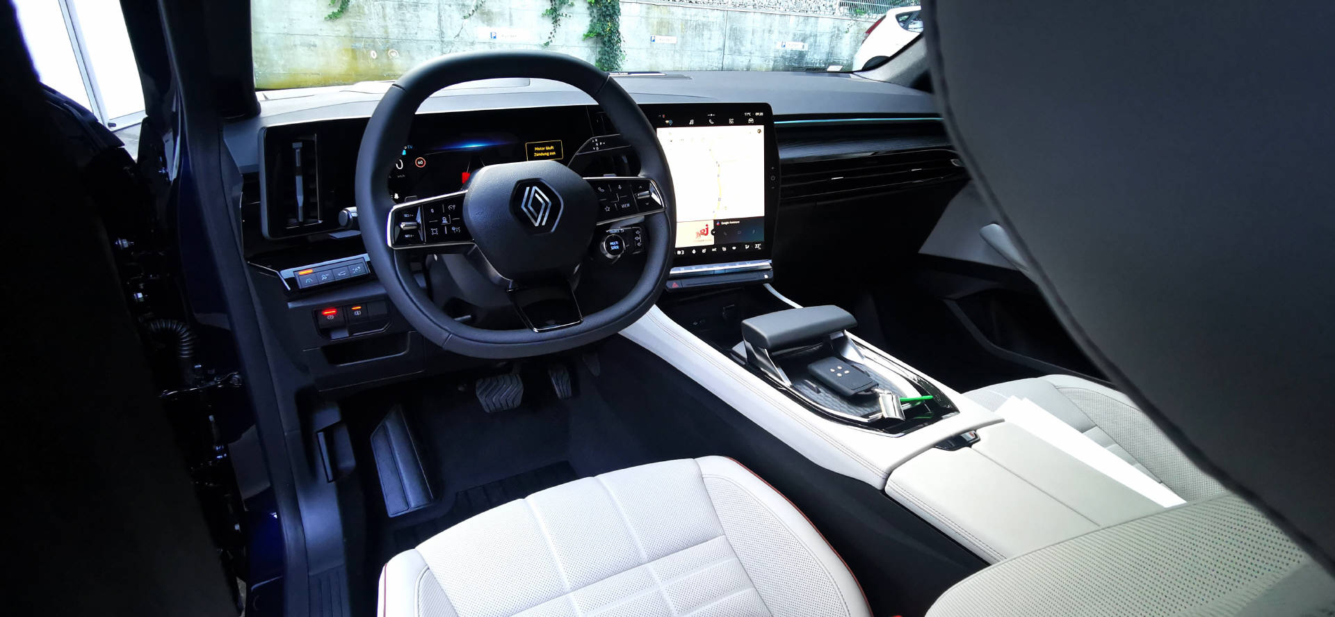 RENAULT Espace 1.2 E-Tech iconic Vollhybrid-image-8