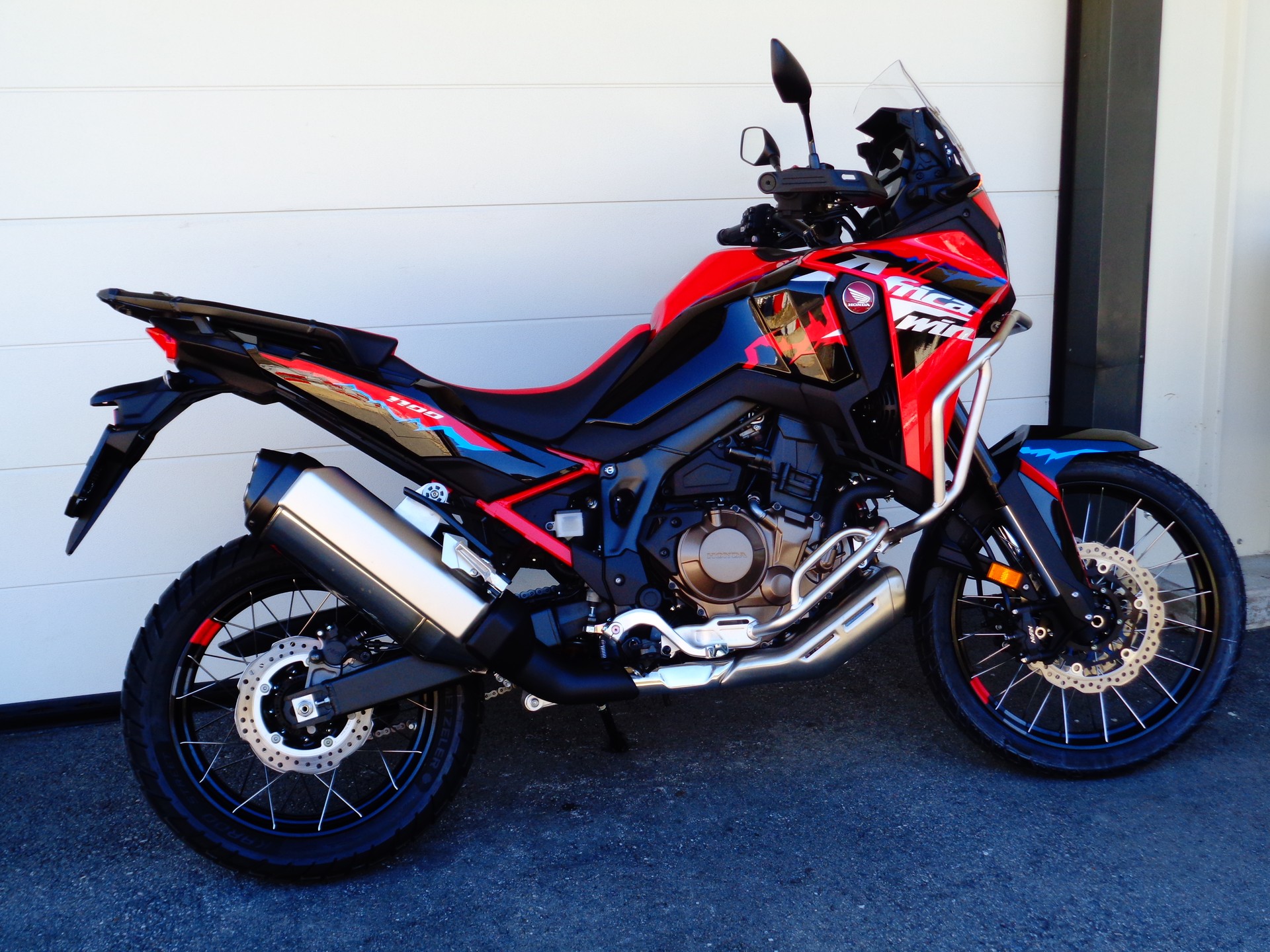 HONDA CRF 1100 Africa Twin-image-3