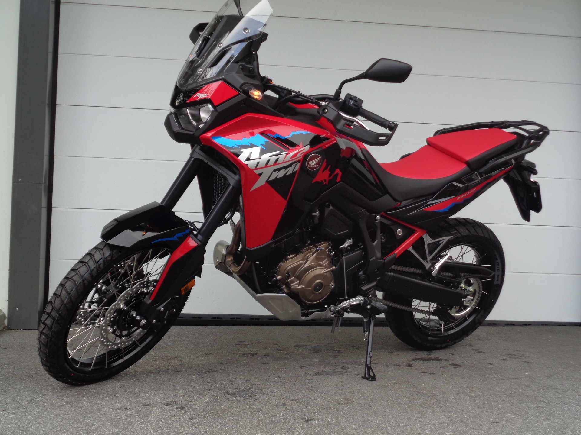 HONDA CRF 1100 Africa Twin-image-12