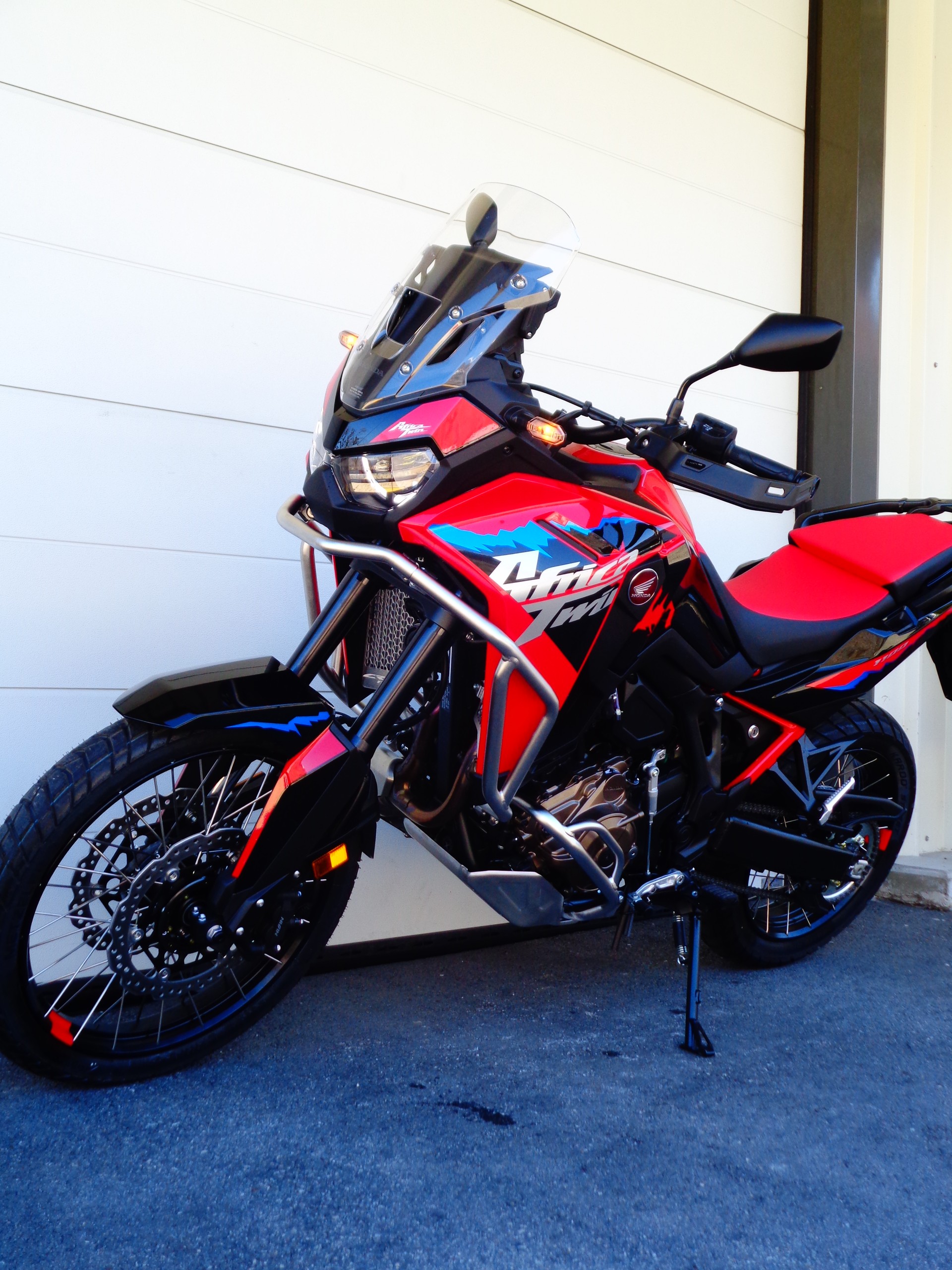HONDA CRF 1100 Africa Twin-image-4