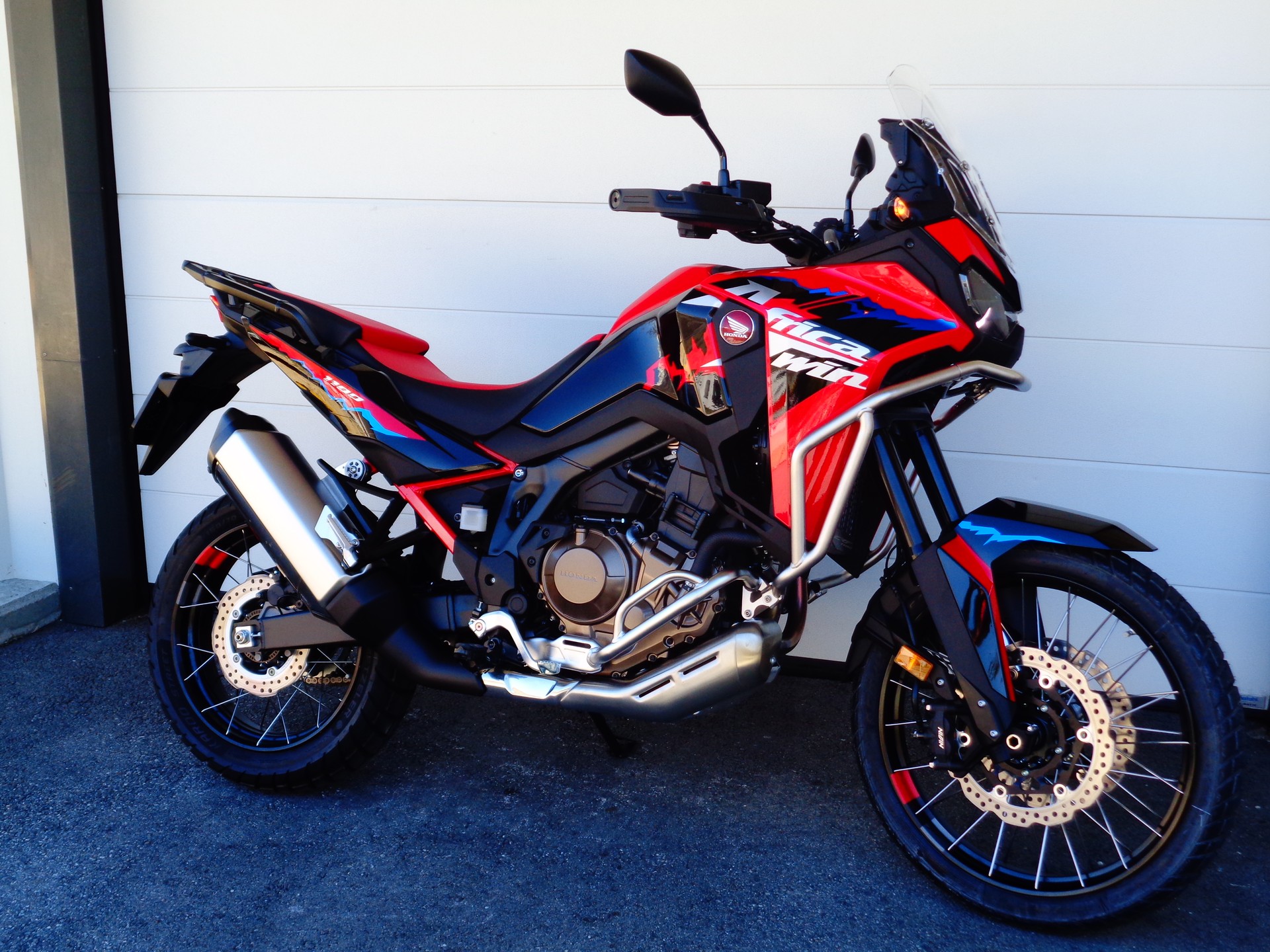 HONDA CRF 1100 Africa Twin-image-2