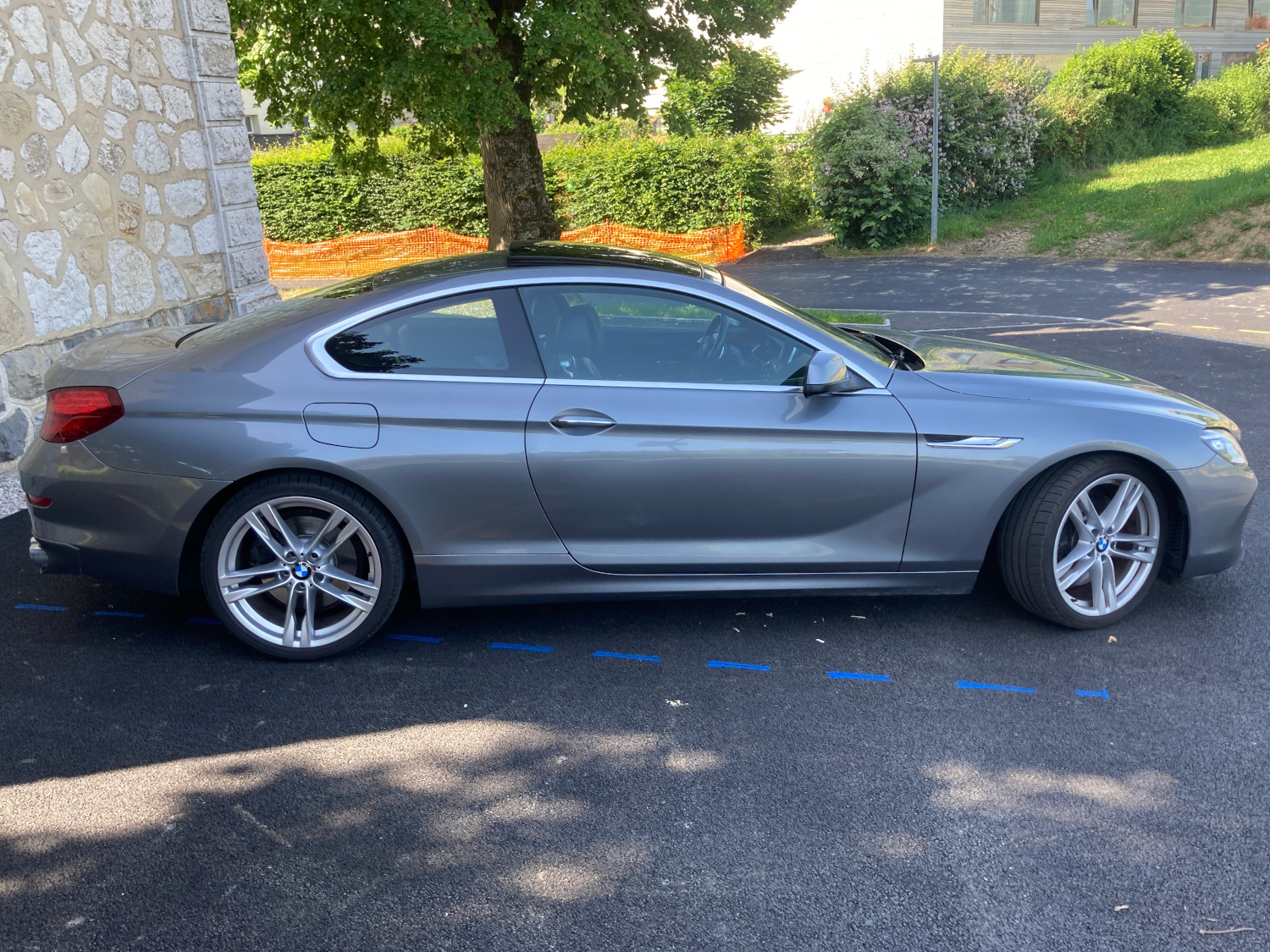 BMW 650i Coupé xDrive-image-1
