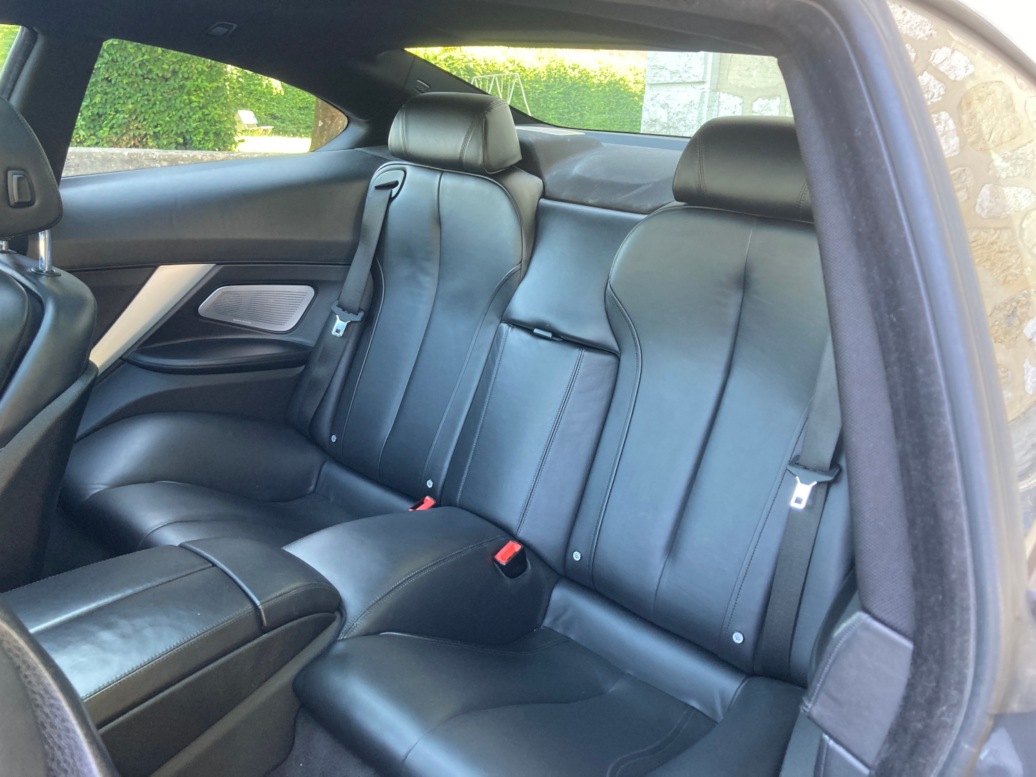 BMW 650i Coupé xDrive-image-11