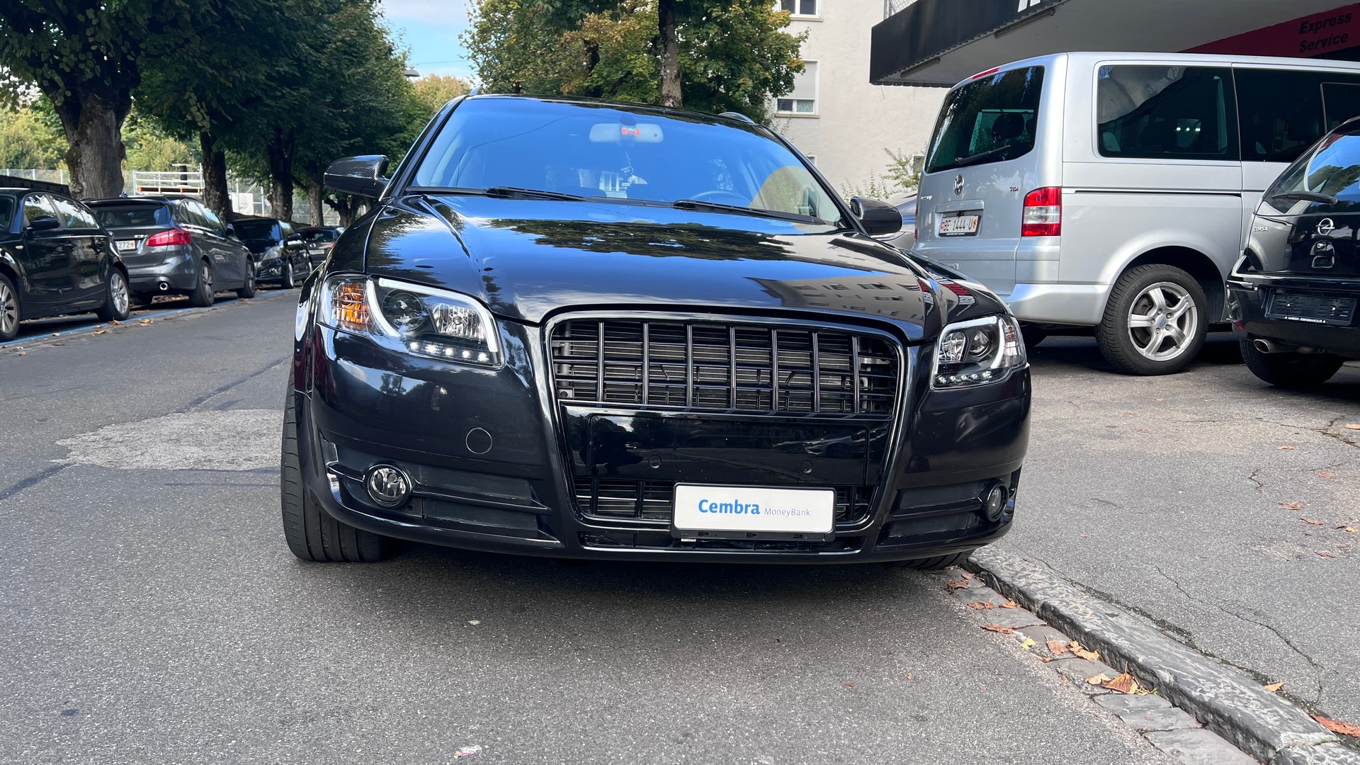 AUDI A4 Avant 1.8 Turbo-showroom-element-3