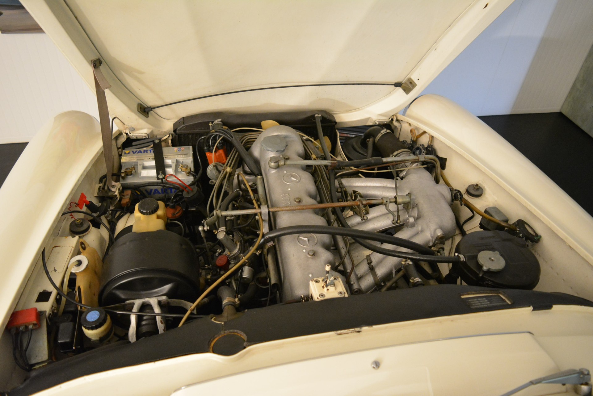 MERCEDES-BENZ 230 SL Pagoda-image-13