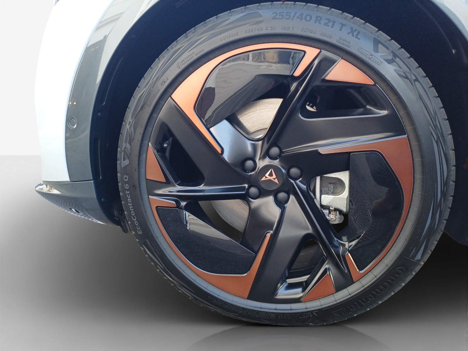 CUPRA Tavascan Type 9 77 kWh Adrenaline-image-13