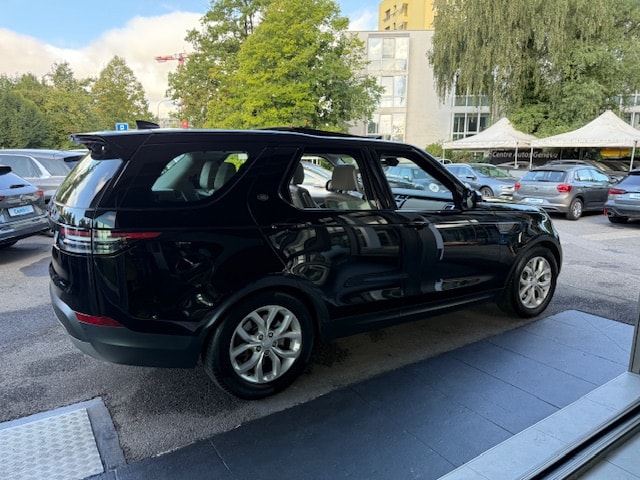 LAND ROVER Discovery 3.0 Si6 SE Automatic-image-5