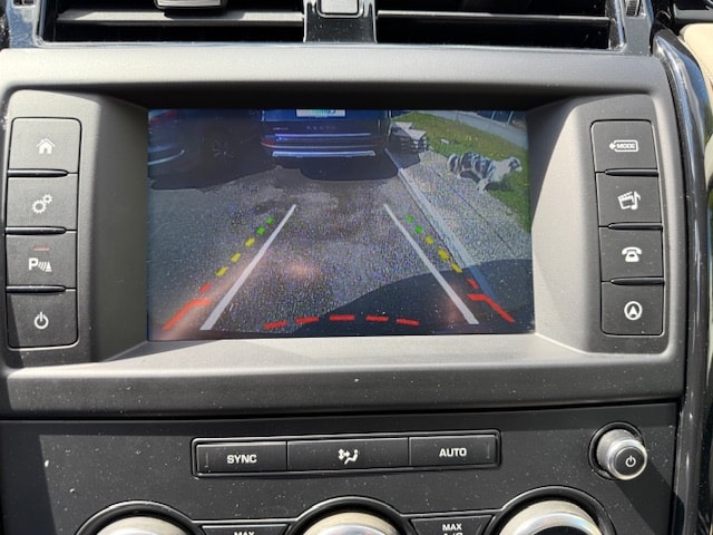 LAND ROVER Discovery 3.0 Si6 SE Automatic-image-12