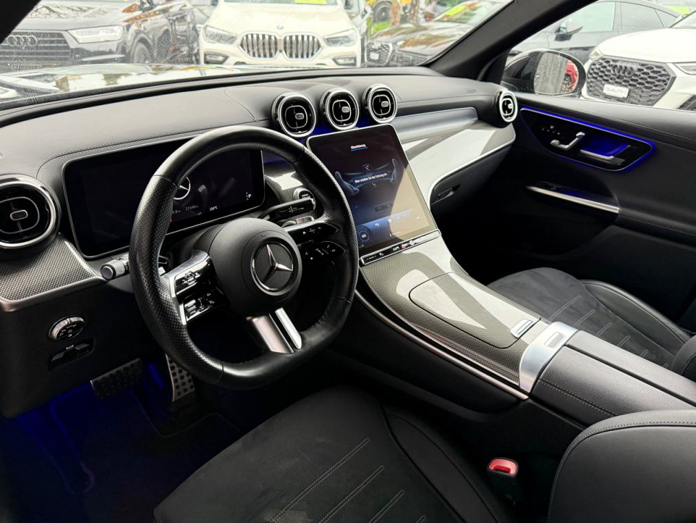MERCEDES-BENZ GLC 300 d 4Matic AMG Line 9G-Tronic-showroom-element-3