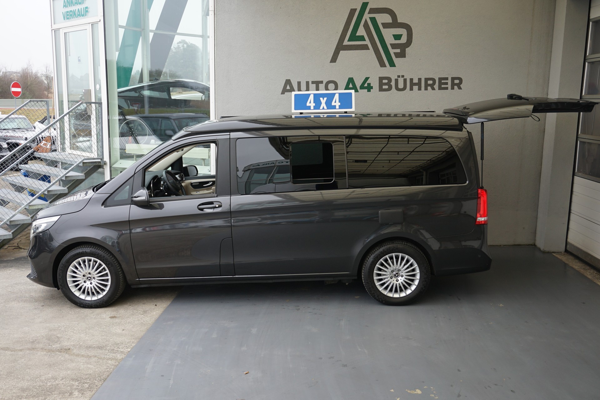 MERCEDES-BENZ Marco Polo 300 d 4Matic Automat 239PS 5-Plätzer !! "aus erster Hand"-image-10