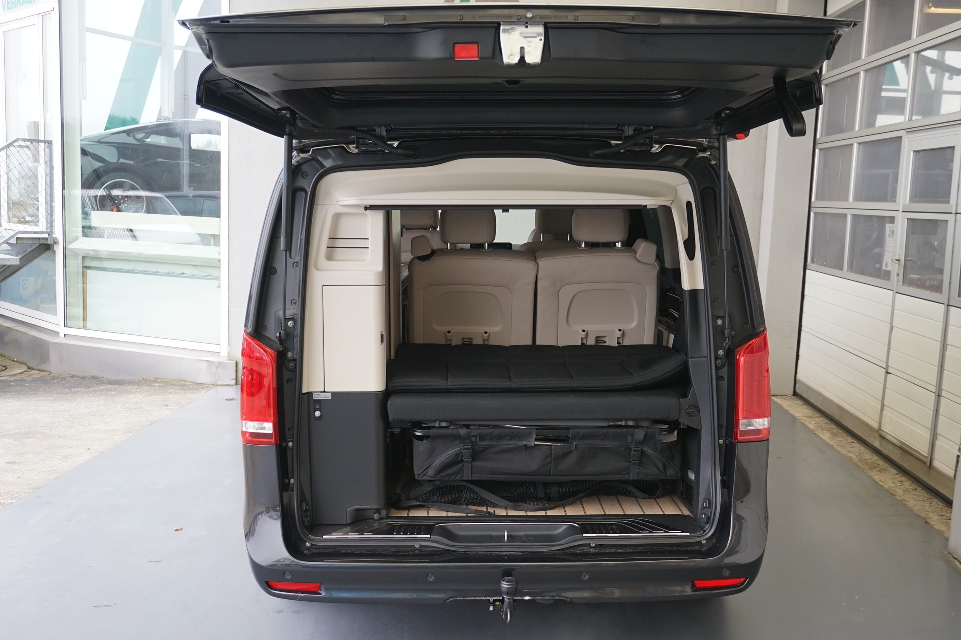 MERCEDES-BENZ Marco Polo 300 d 4Matic Automat 239PS 5-Plätzer !! "aus erster Hand"-image-19