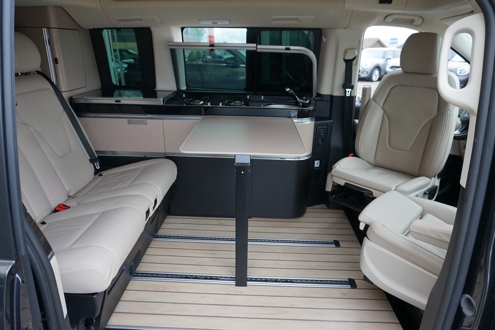 MERCEDES-BENZ Marco Polo 300 d 4Matic Automat 239PS 5-Plätzer !! "aus erster Hand"-image-25