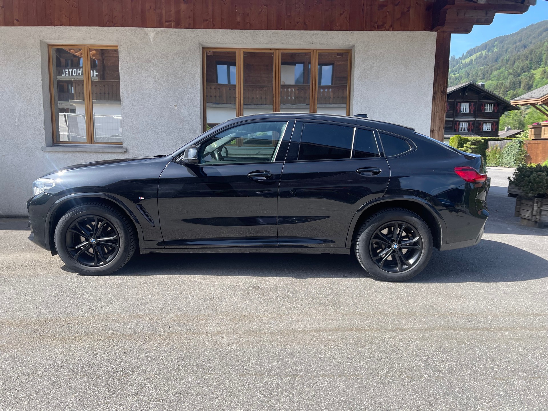 BMW X4 xDrive 20d M Sport X Steptronic-image-1