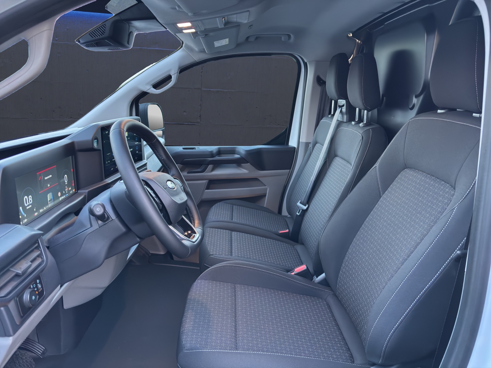 FORD Transit Custom Van 320 L2 2.0 EcoBlue 136 PS Trend-image-6