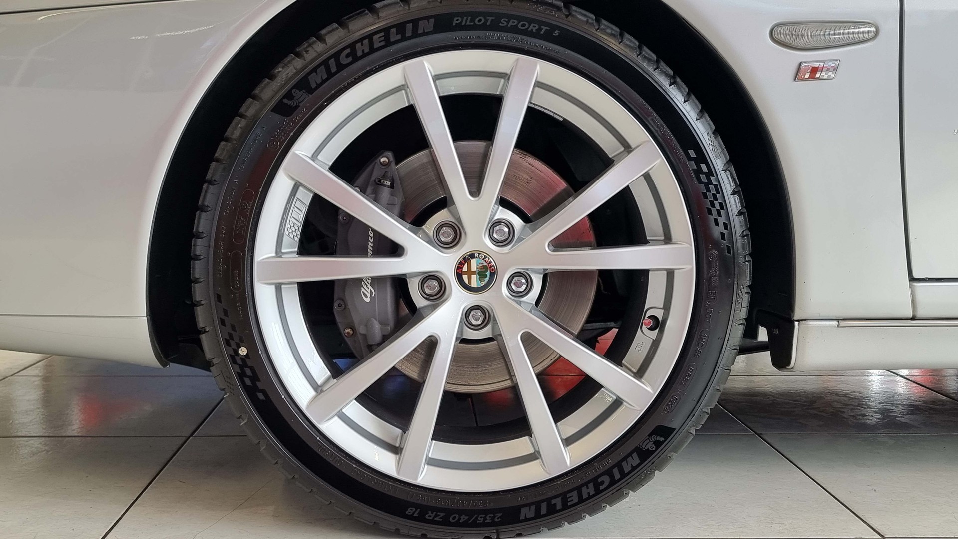 ALFA ROMEO 166 3.2 V6 24 V TI 240 CV-image-7