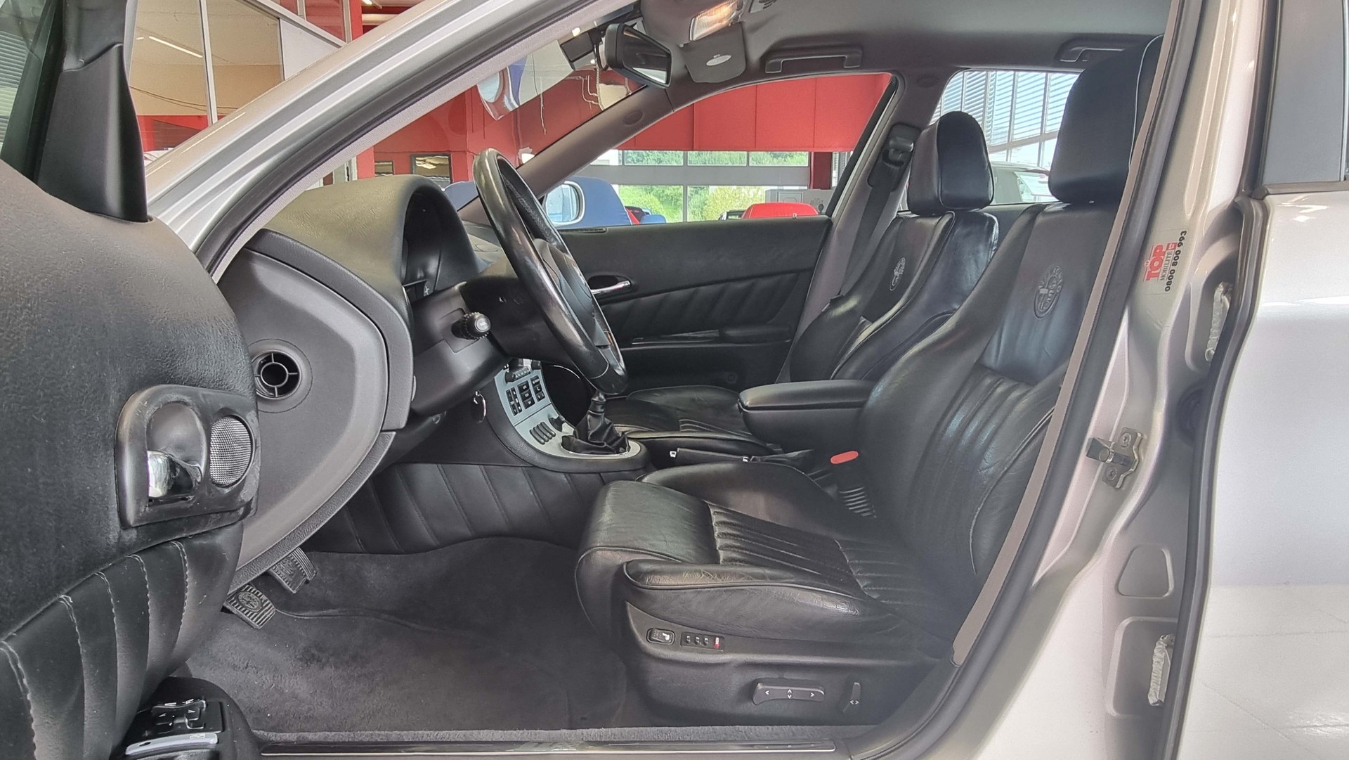 ALFA ROMEO 166 3.2 V6 24 V TI 240 CV-image-11