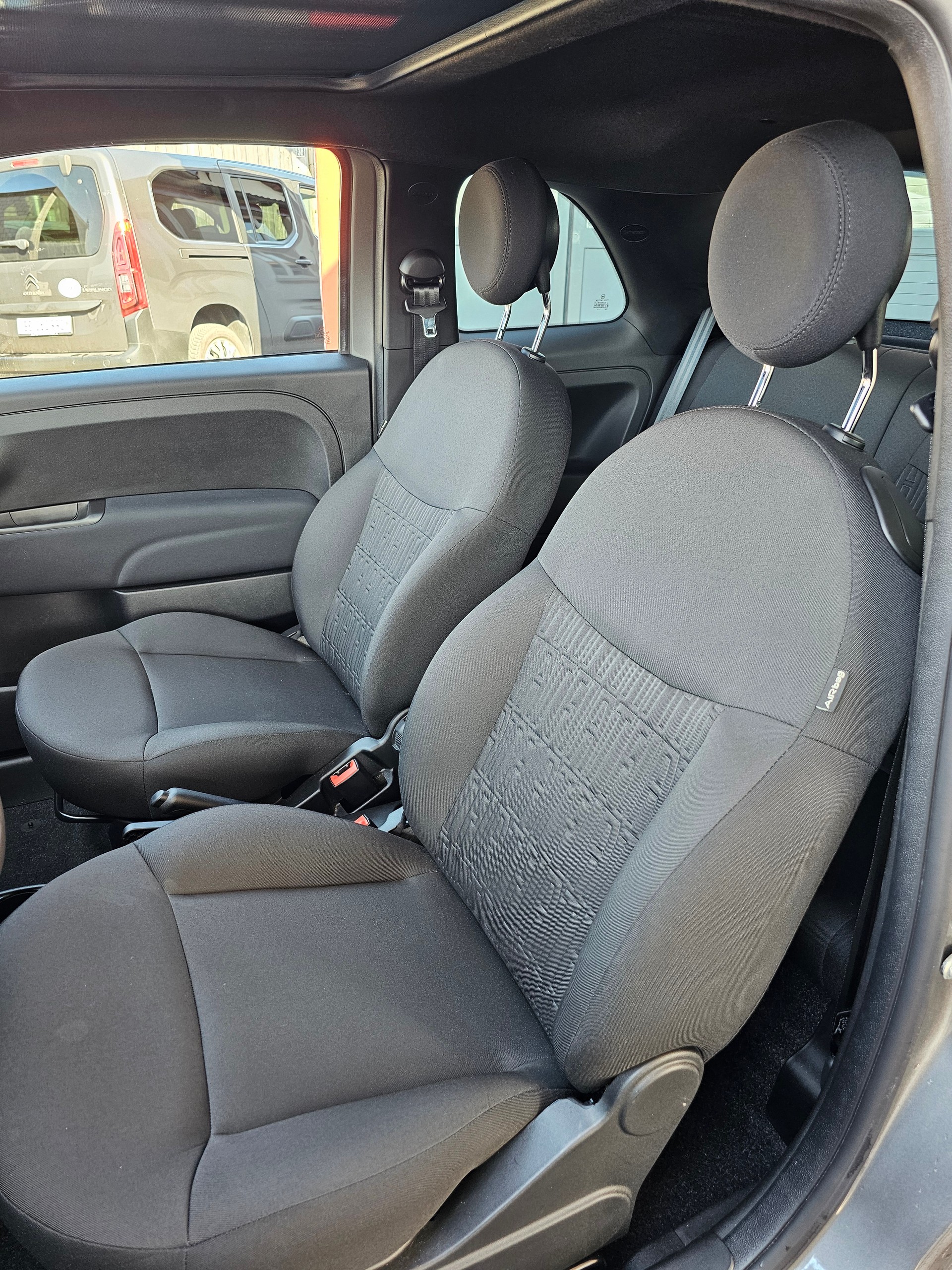 FIAT 500 1.0 N3 MildHybrid Swiss Edition-image-9
