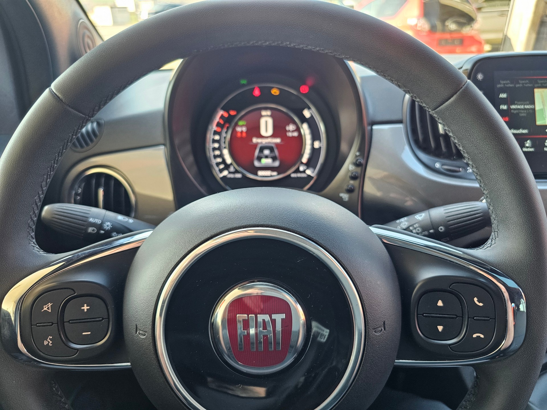 FIAT 500 1.0 N3 MildHybrid Swiss Edition-image-11