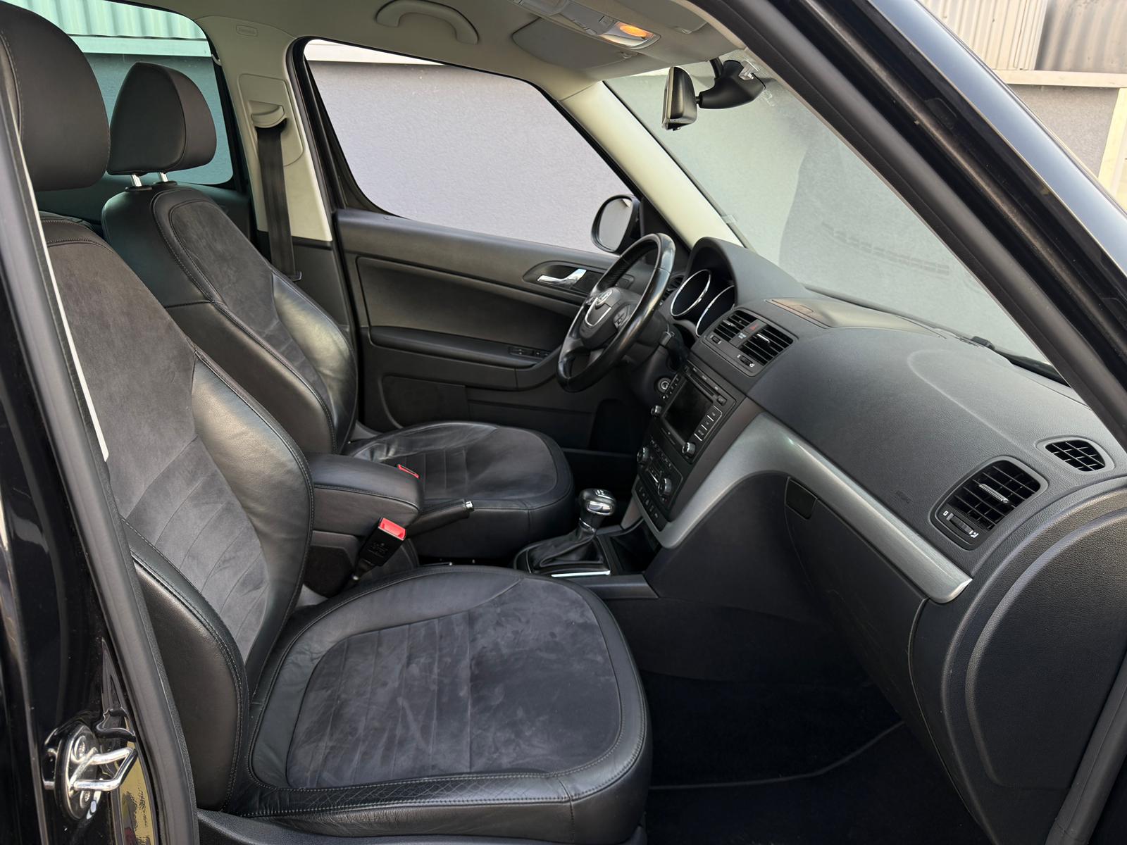 SKODA Yeti 2.0 TDI AllDrive 4x4 DSG-image-8
