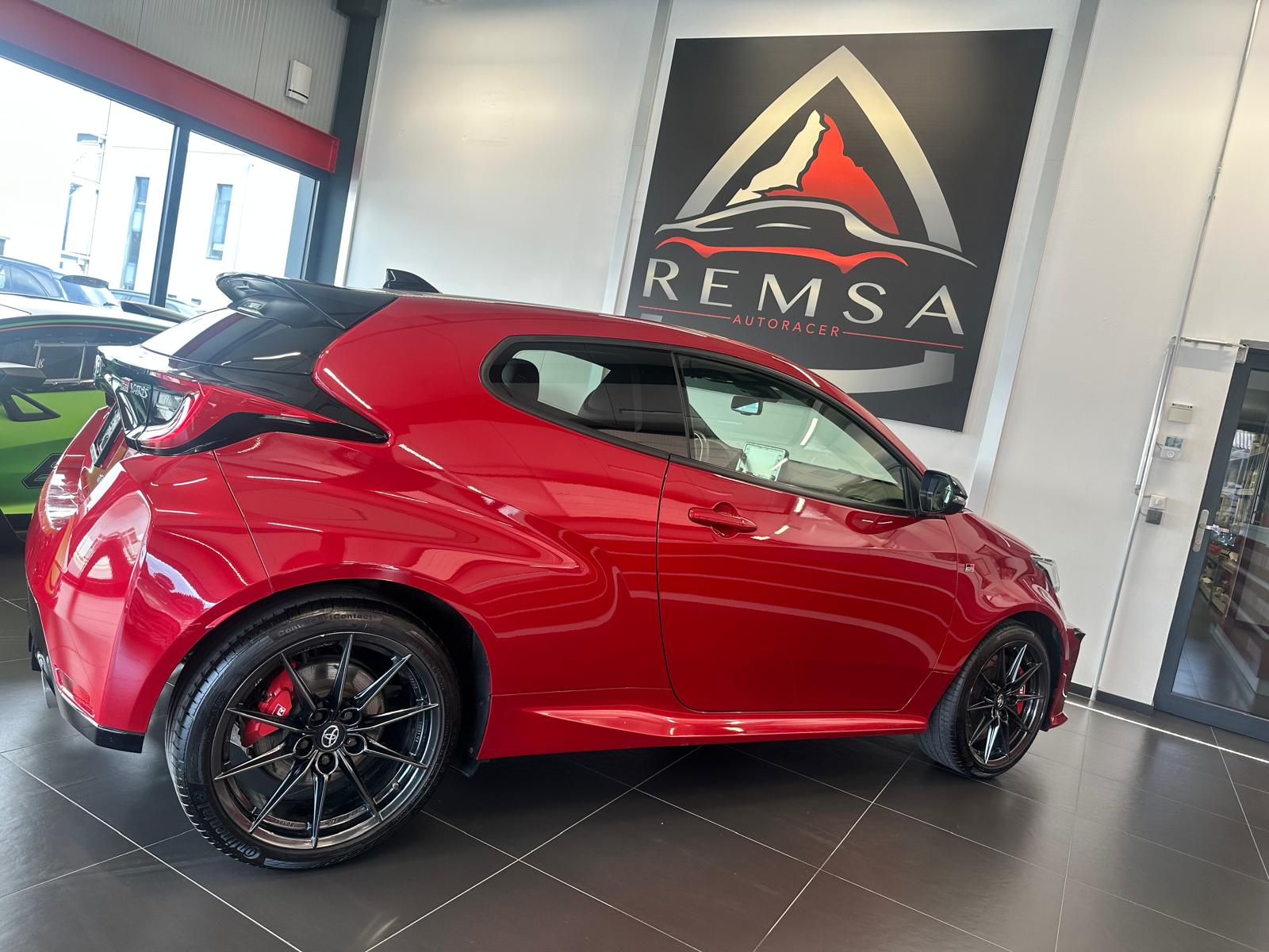 TOYOTA Yaris 1.6 GR Sport-image-5
