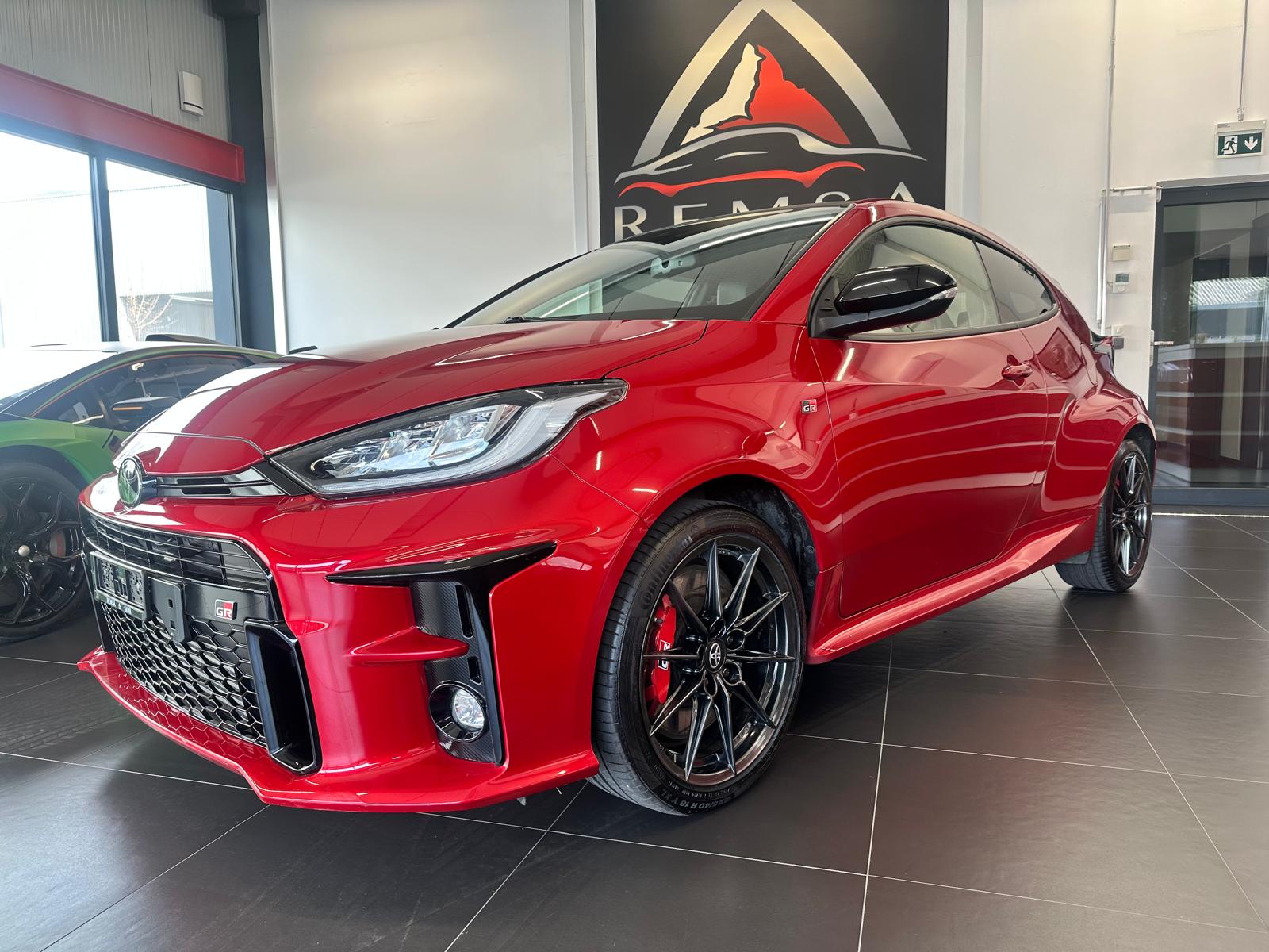 TOYOTA Yaris 1.6 GR Sport-image-1