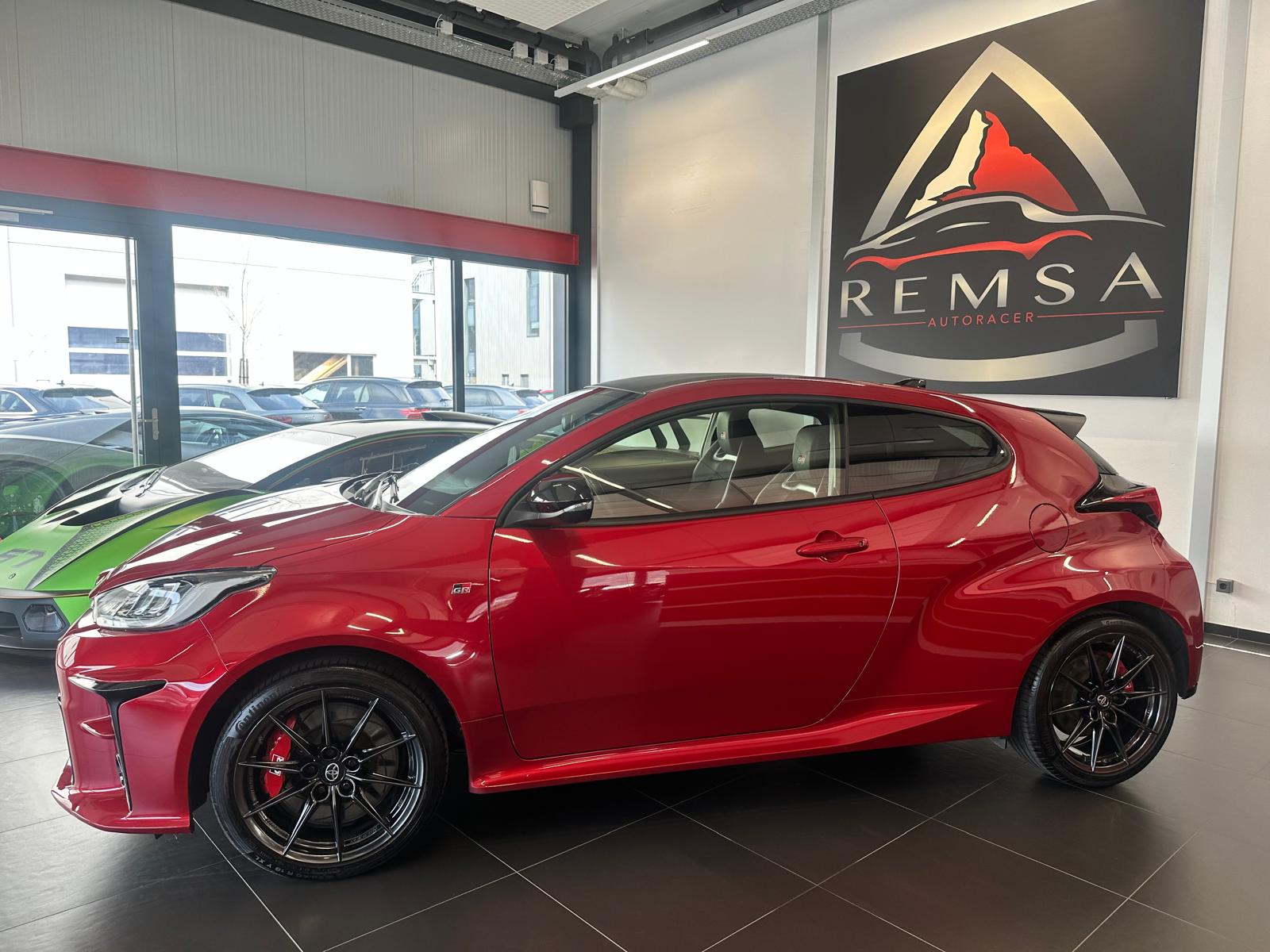 TOYOTA Yaris 1.6 GR Sport-image-2